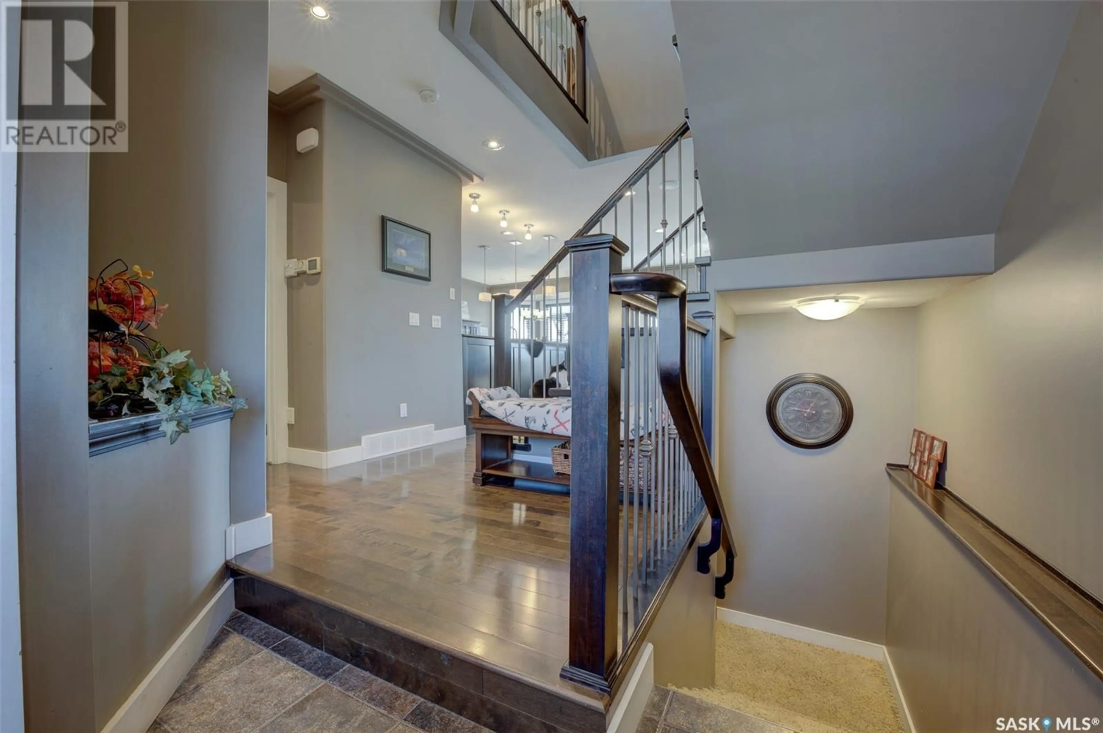 Indoor foyer for 814 Rock Hill LANE, Martensville Saskatchewan S0K0A2