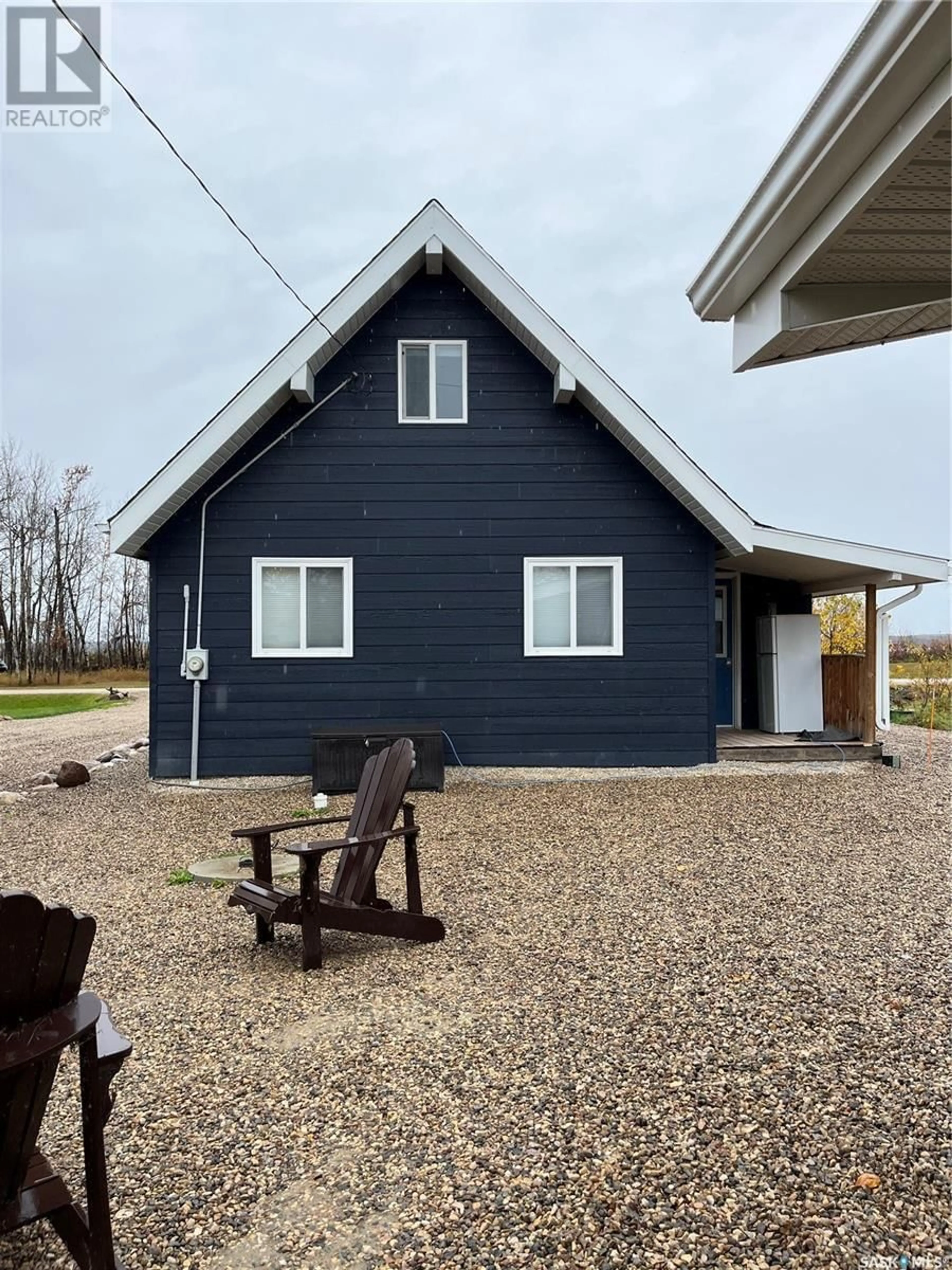 Home with vinyl exterior material, building for 3 Bronco DRIVE, Delaronde Lake Saskatchewan S0J0E0