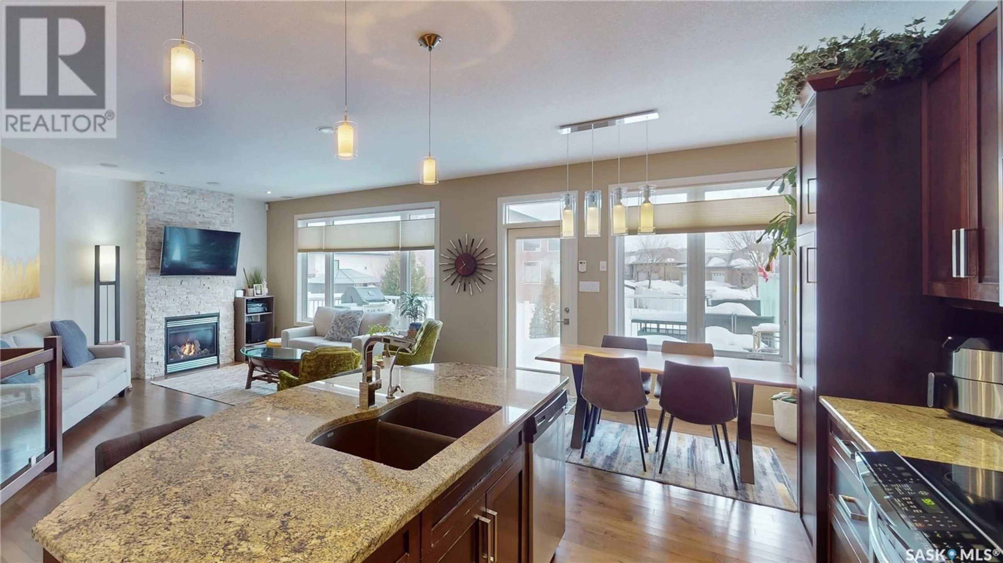 Open concept kitchen, unknown for 4421 Sandpiper CRESCENT E, Regina Saskatchewan S4V1N3