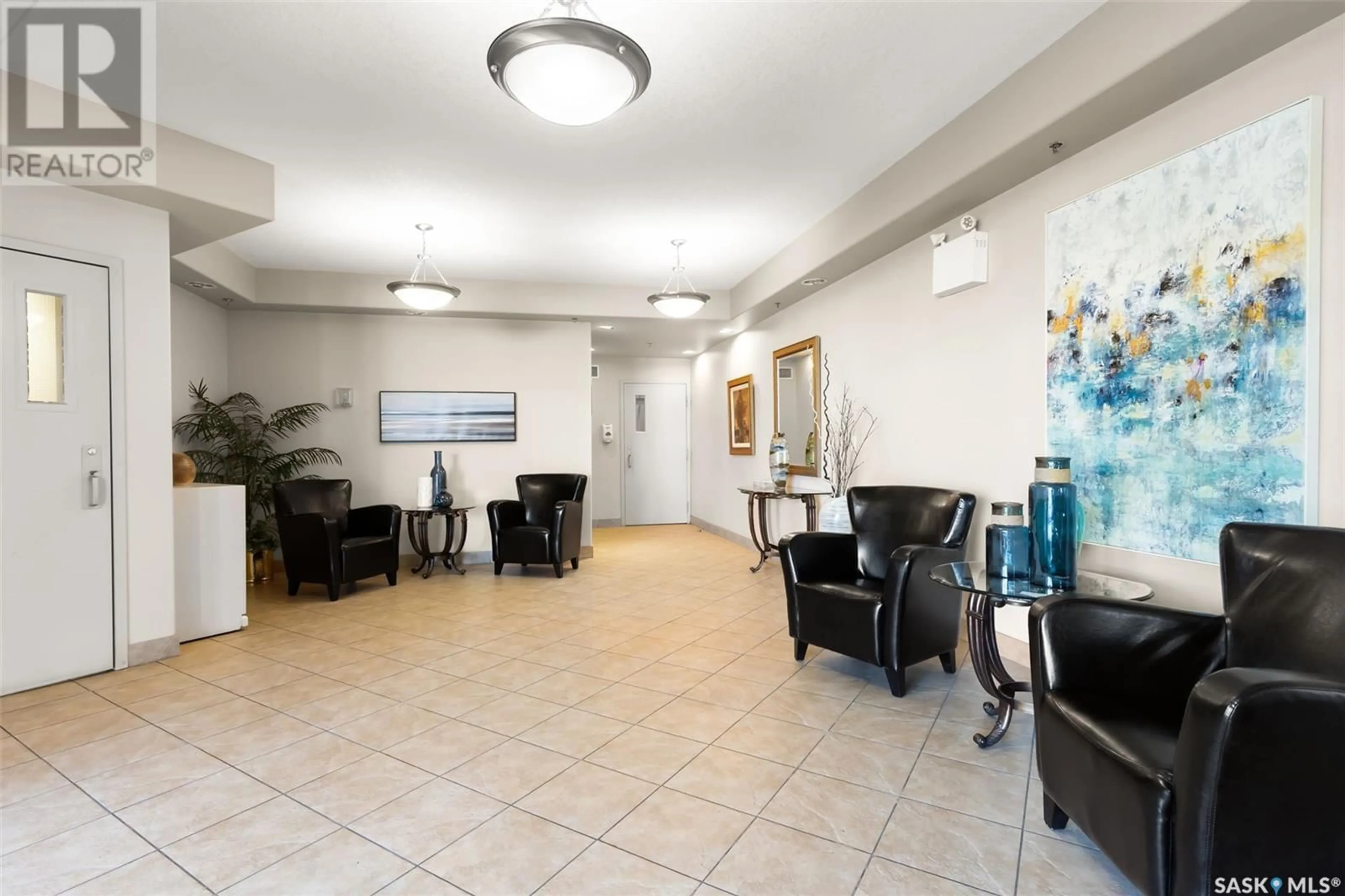 Lobby for 406 3101 Renfrew CRESCENT, Regina Saskatchewan S4V3B6