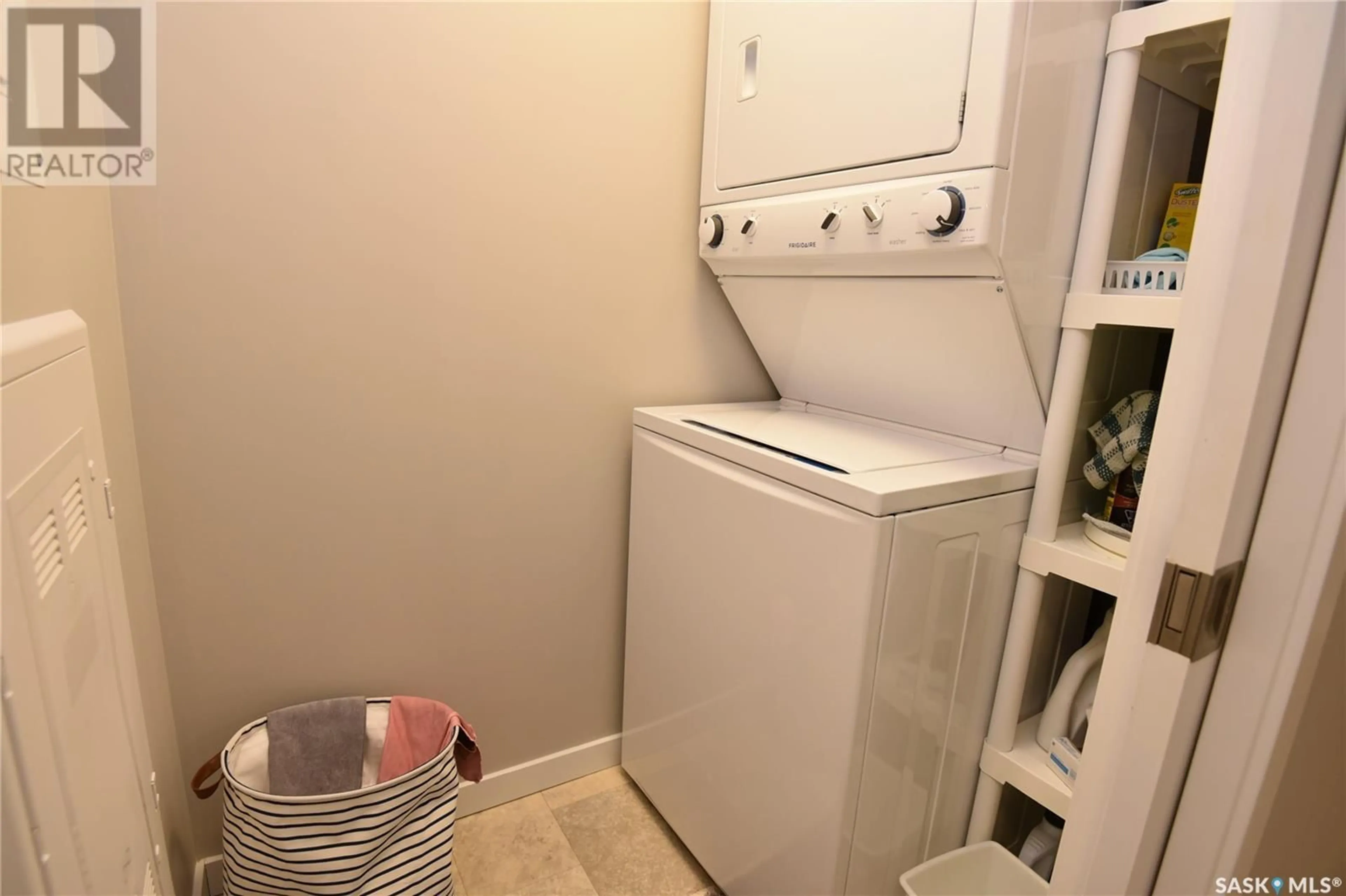 Laundry room for 202 516 4th STREET E, Nipawin Saskatchewan S0E1E0