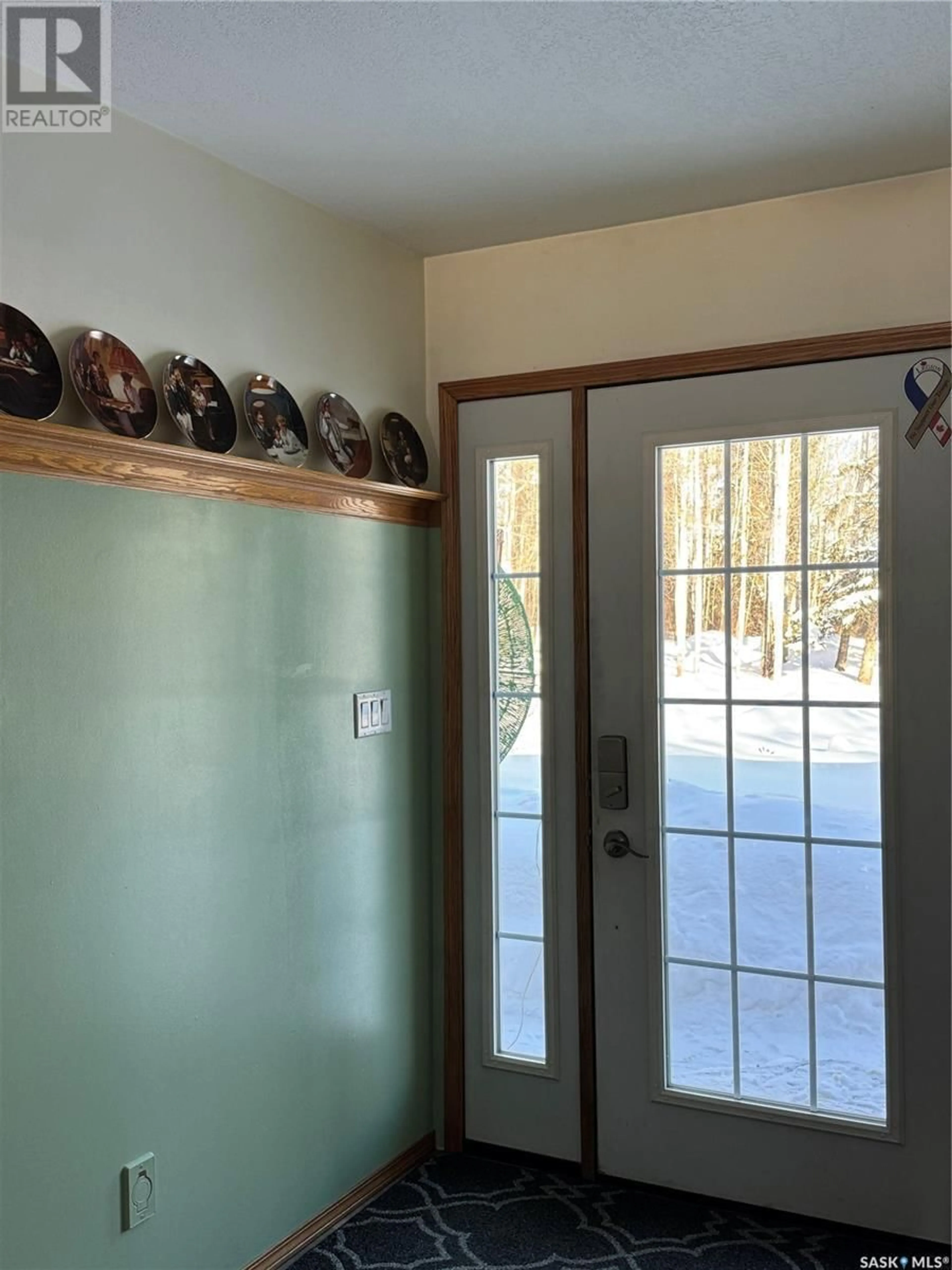 Indoor entryway for Fir River Country acreage, Hudson Bay Rm No. 394 Saskatchewan S0E0Y0