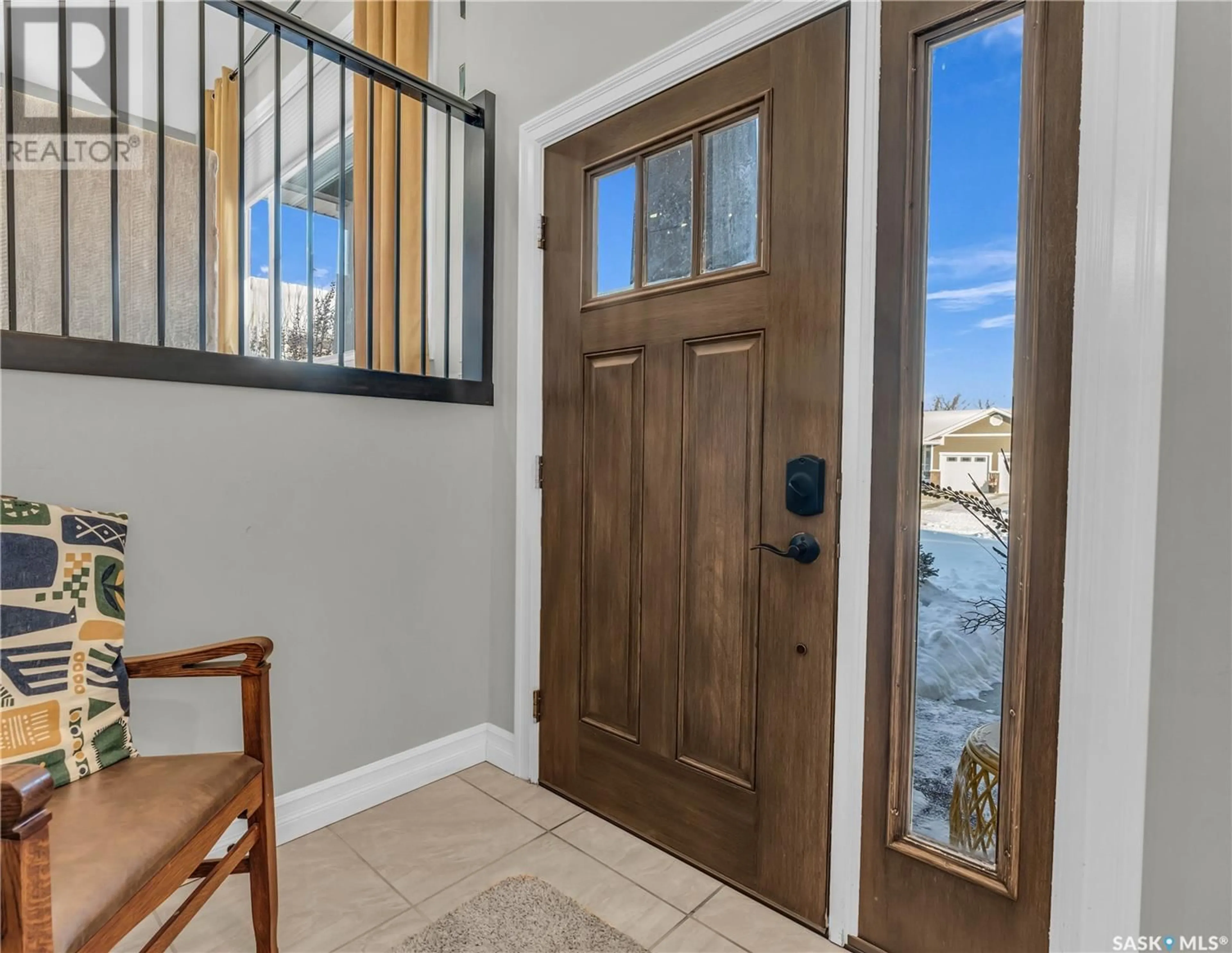 Indoor entryway for 6 Cedar PLACE, Outlook Saskatchewan S0L2N0