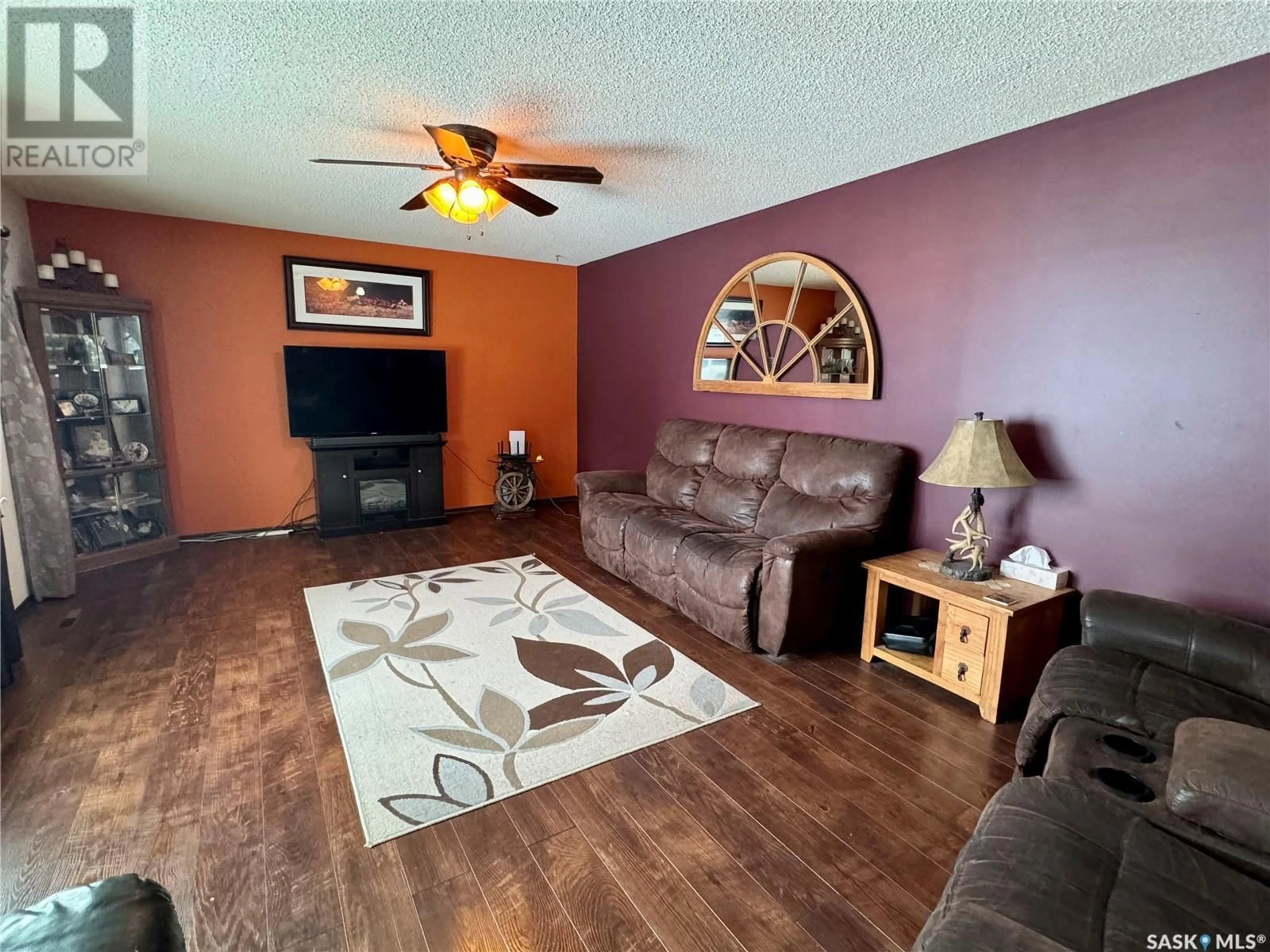 Living room with furniture, unknown for JANSEN ACREAGE, Clayton Rm No. 333 Saskatchewan S3N3X0