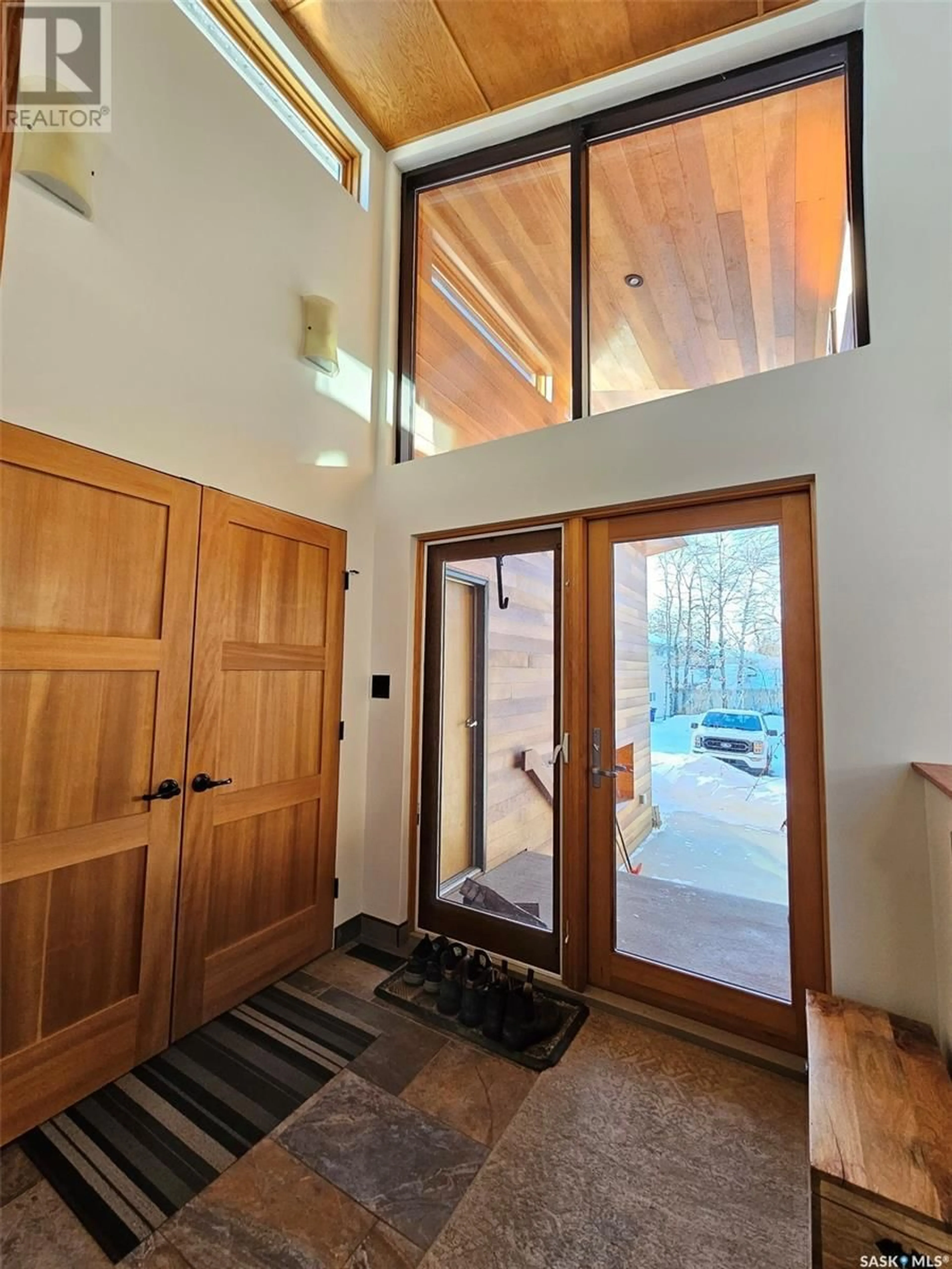 Indoor entryway for 14 Cocapa AVENUE, Kenosee Lake Saskatchewan S0C0S0