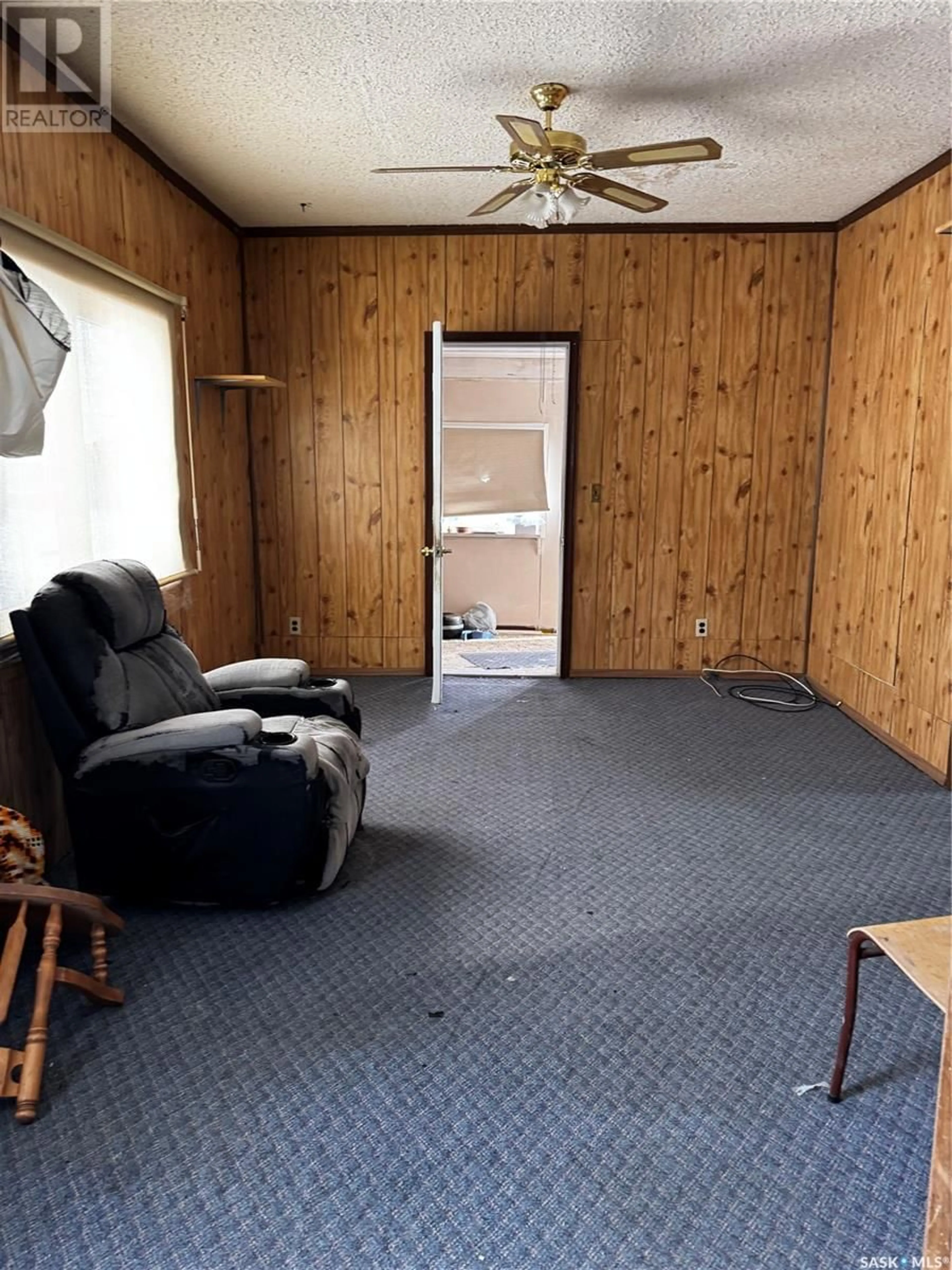 A pic of a room for 5 & 9 1st STREET E, Kincaid Saskatchewan S0H2J0