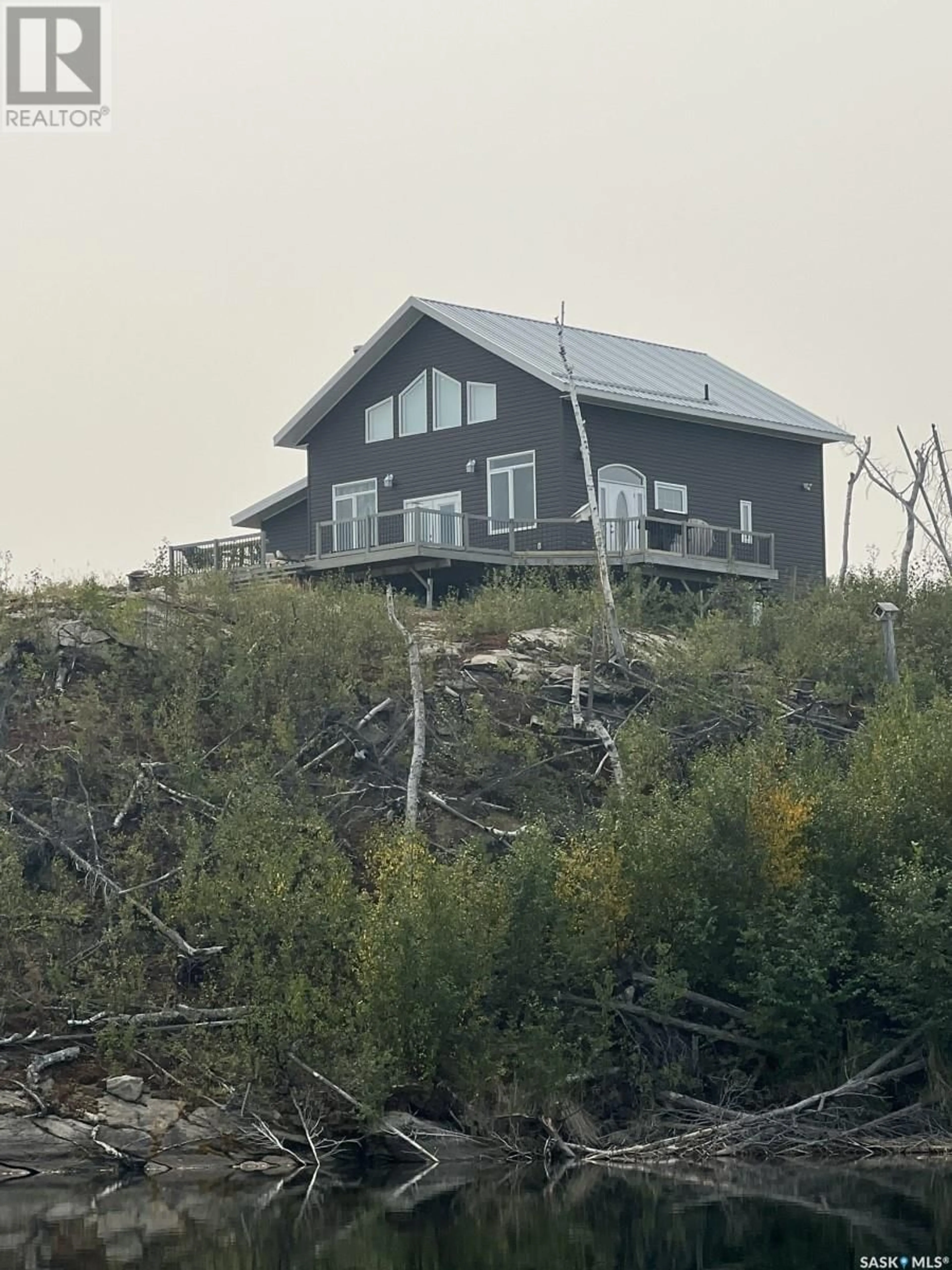 A pic of a room for EWEN BAY CABIN, Lac La Ronge Provincial Park Saskatchewan S0J1L0