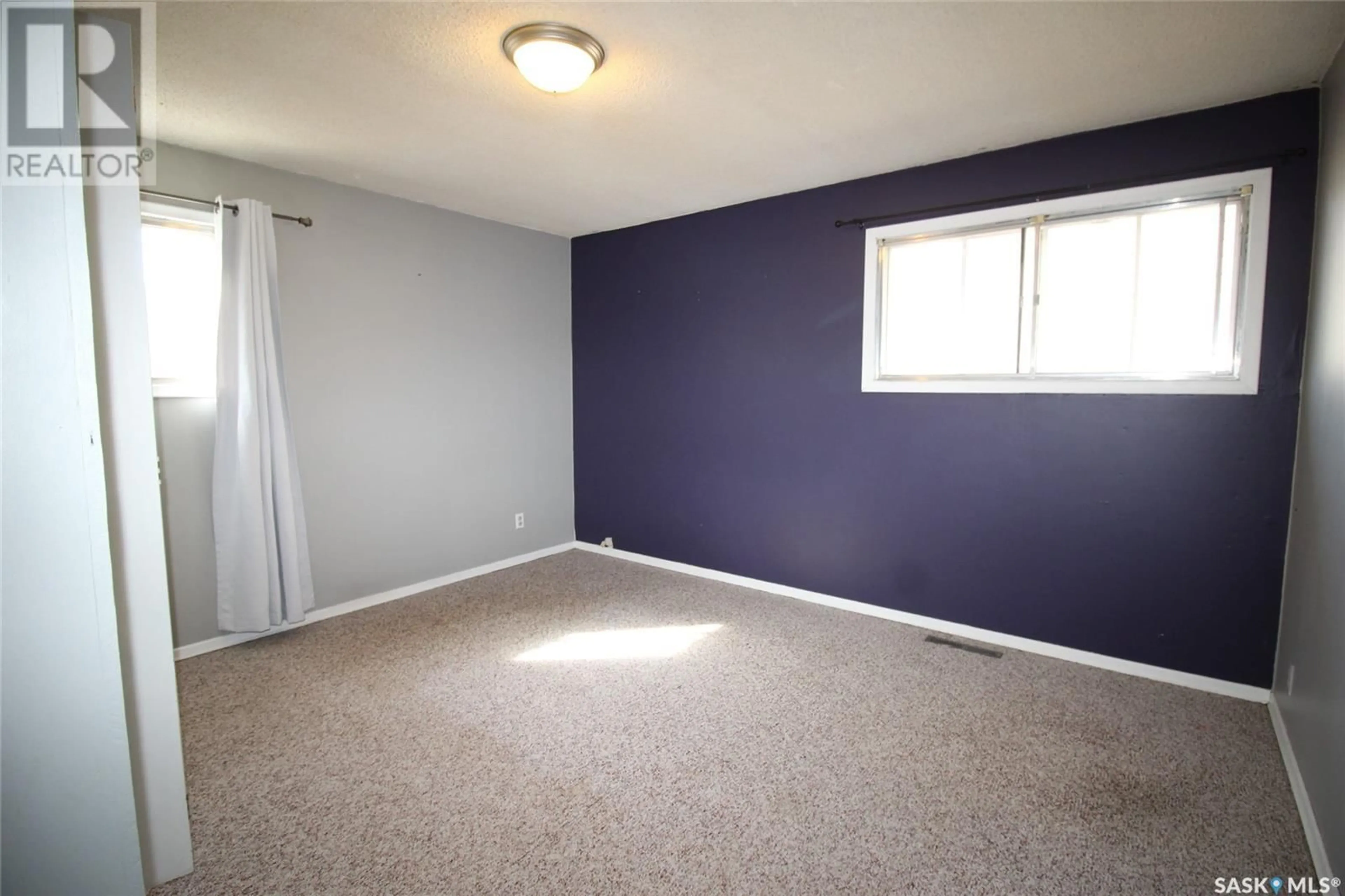 A pic of a room for 627 1st STREET W, Shaunavon Saskatchewan S0N2M0