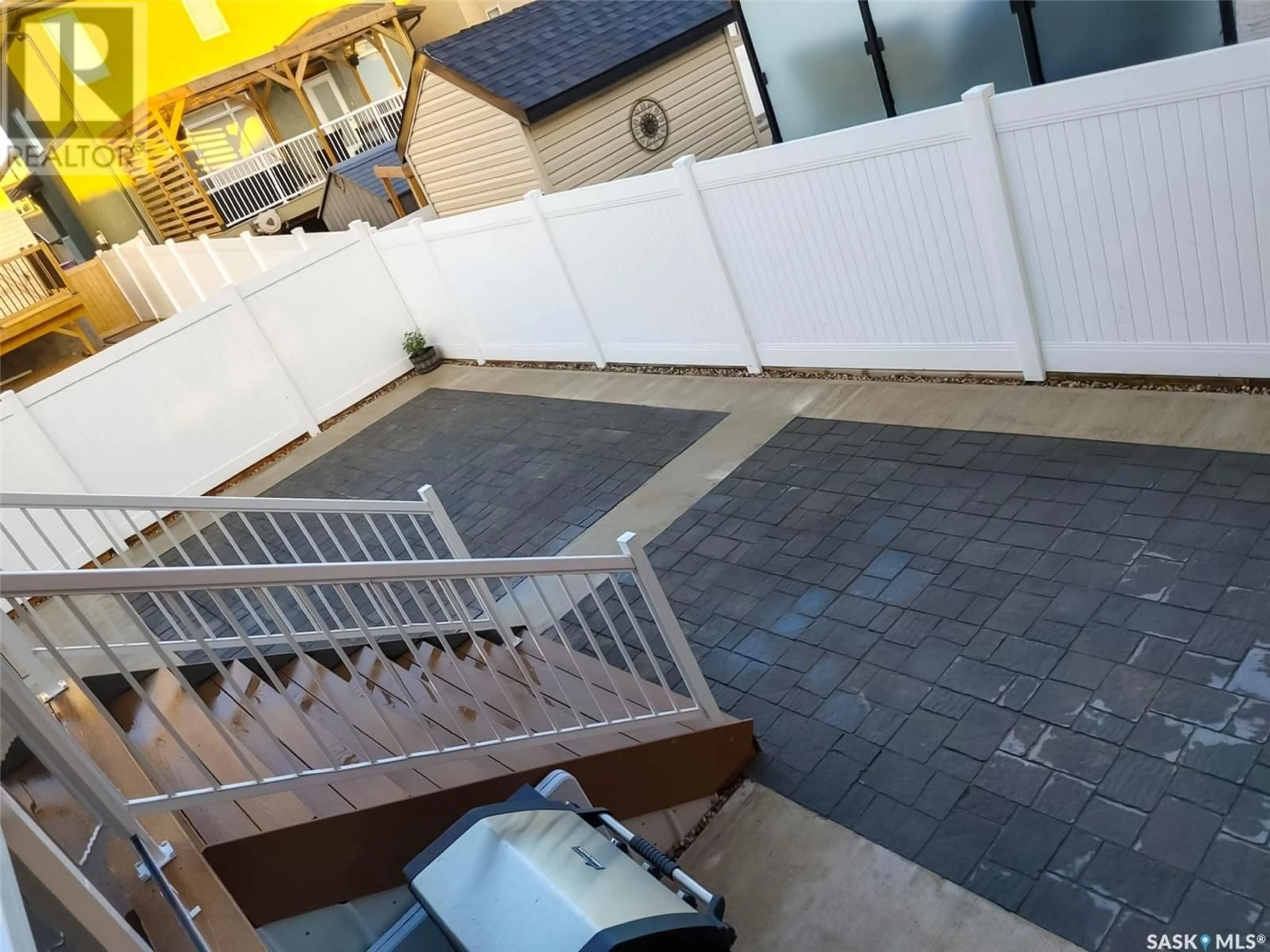 A pic from outside/outdoor area/front of a property/back of a property/a pic from drone, street for 2617 Narcisse DRIVE, Regina Saskatchewan S4X0M9