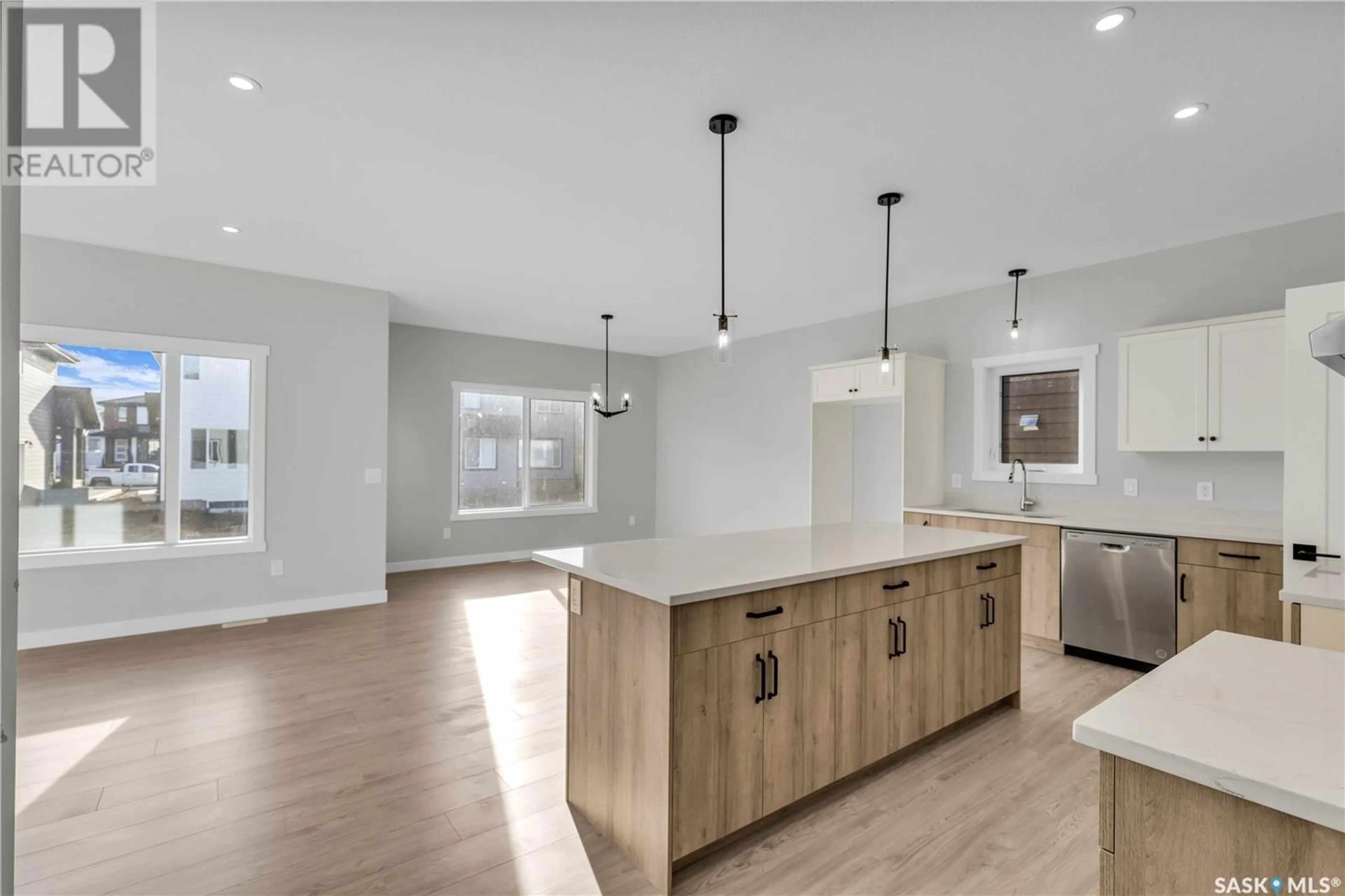 Open concept kitchen, unknown for 143 LESKIW LANE, Saskatoon Saskatchewan S7V1R5