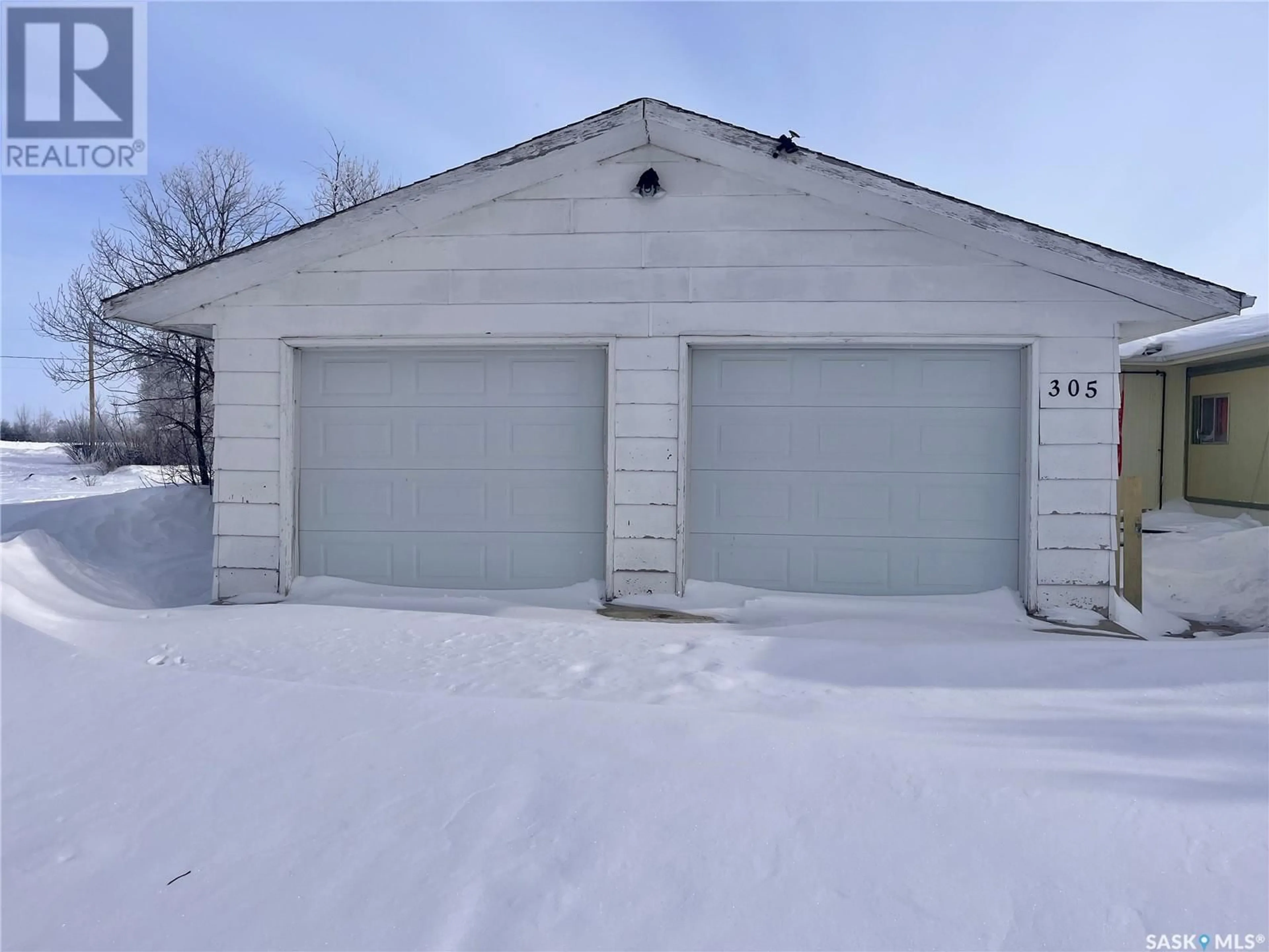 Indoor garage for 305 2nd STREET W, Milden Saskatchewan S0L2L0