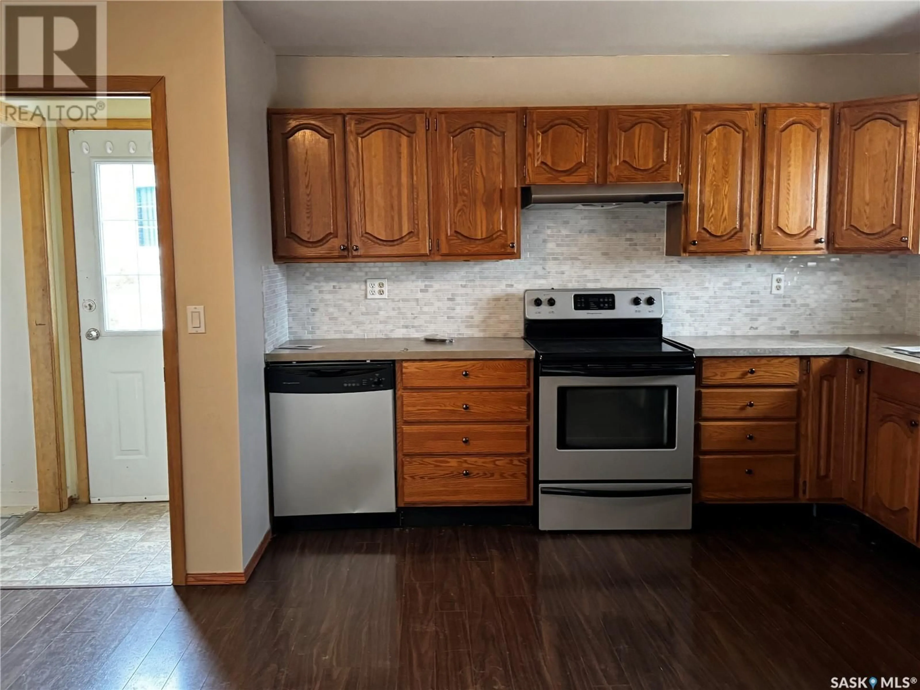 Standard kitchen, wood/laminate floor for 243 Dominion ROAD, Assiniboia Saskatchewan S0H0B0