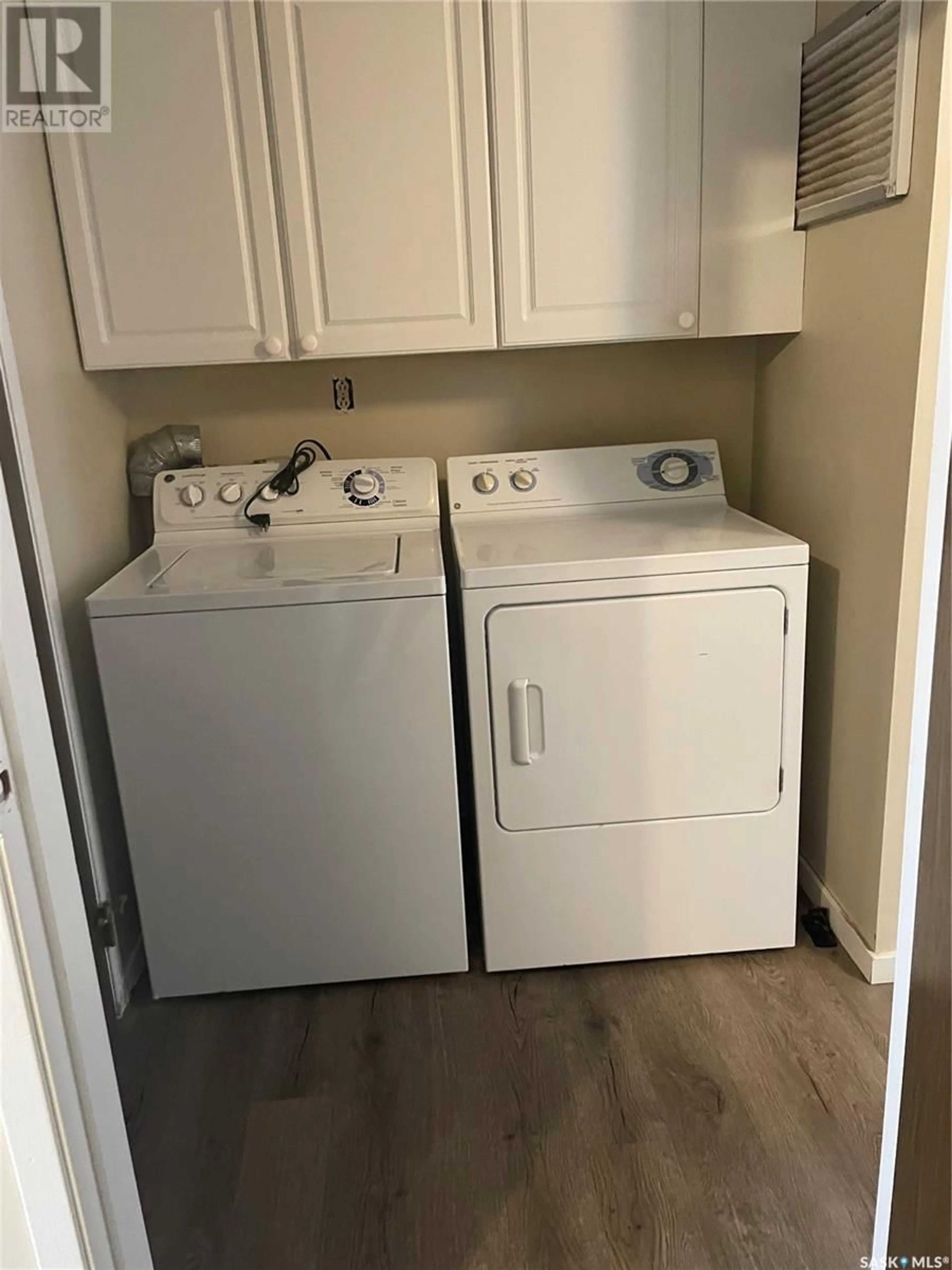 Laundry room for 105 Dufferin STREET, Govan Saskatchewan S0G1Z0