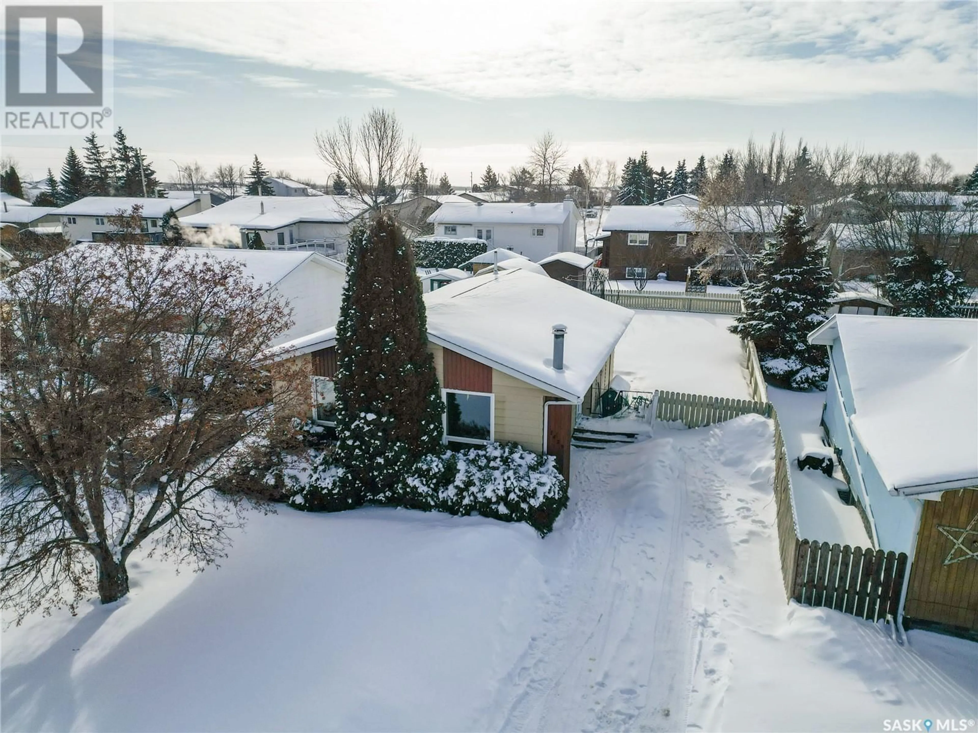 A pic from outside/outdoor area/front of a property/back of a property/a pic from drone, street for 1429 Lacroix CRESCENT, Prince Albert Saskatchewan S6V6R6