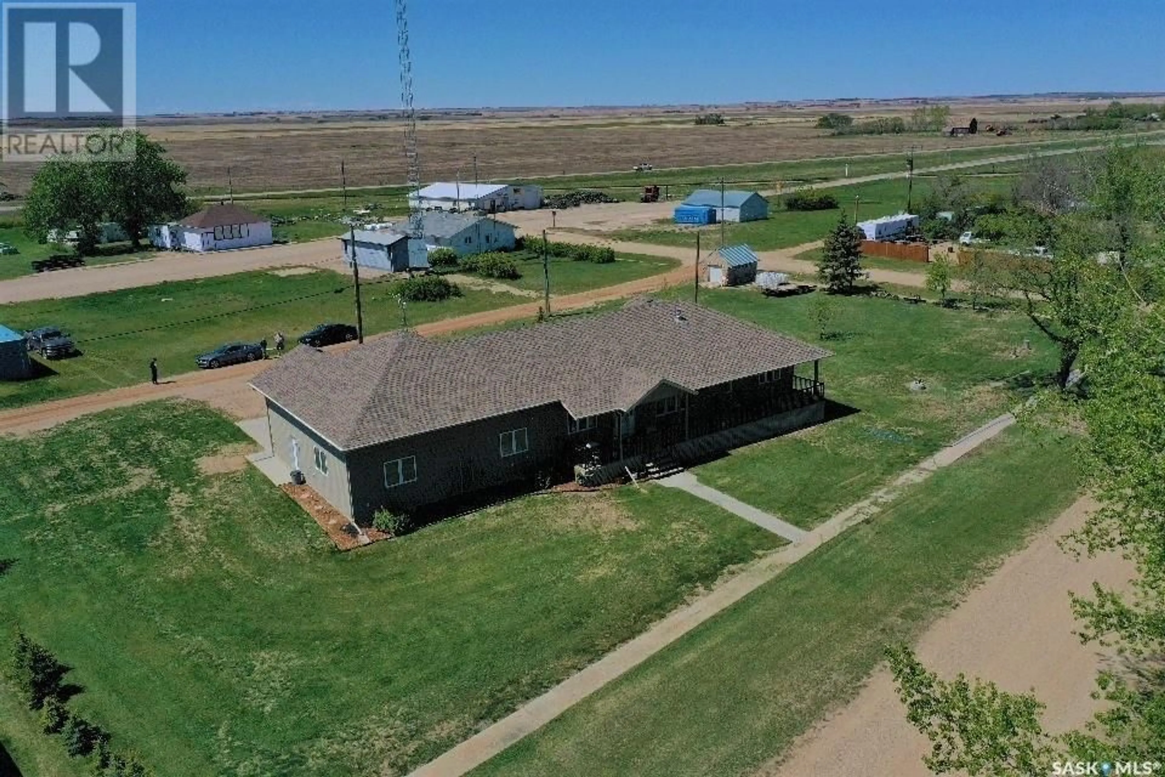 A pic from outside/outdoor area/front of a property/back of a property/a pic from drone, building for 91 1st STREET E, Birsay Saskatchewan S0L0G0