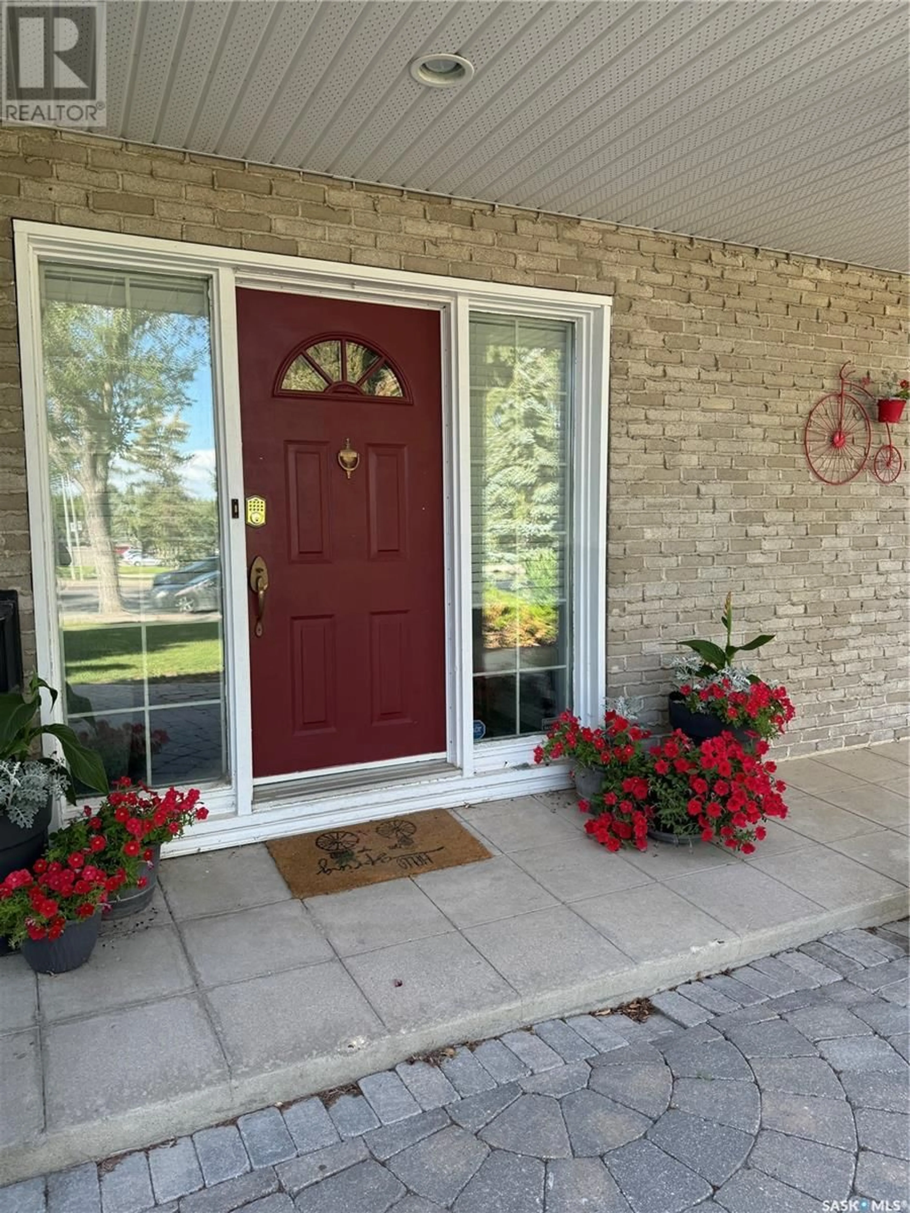 Indoor entryway for 3478 ALBERT STREET, Regina Saskatchewan S4S3P2