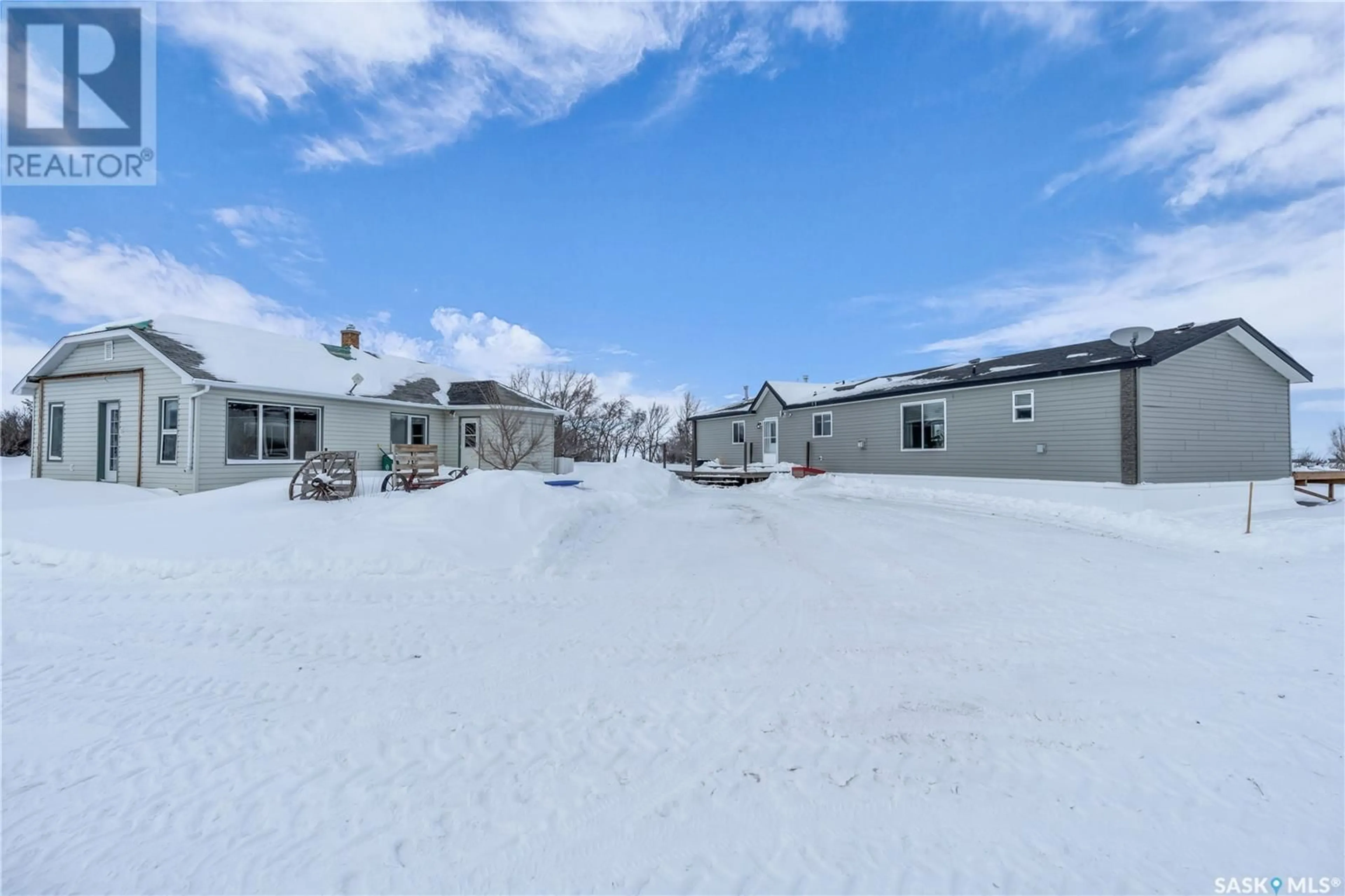 Patio, unknown for RM of Gravelbourg Acreage, Gravelbourg Saskatchewan S0H1X0