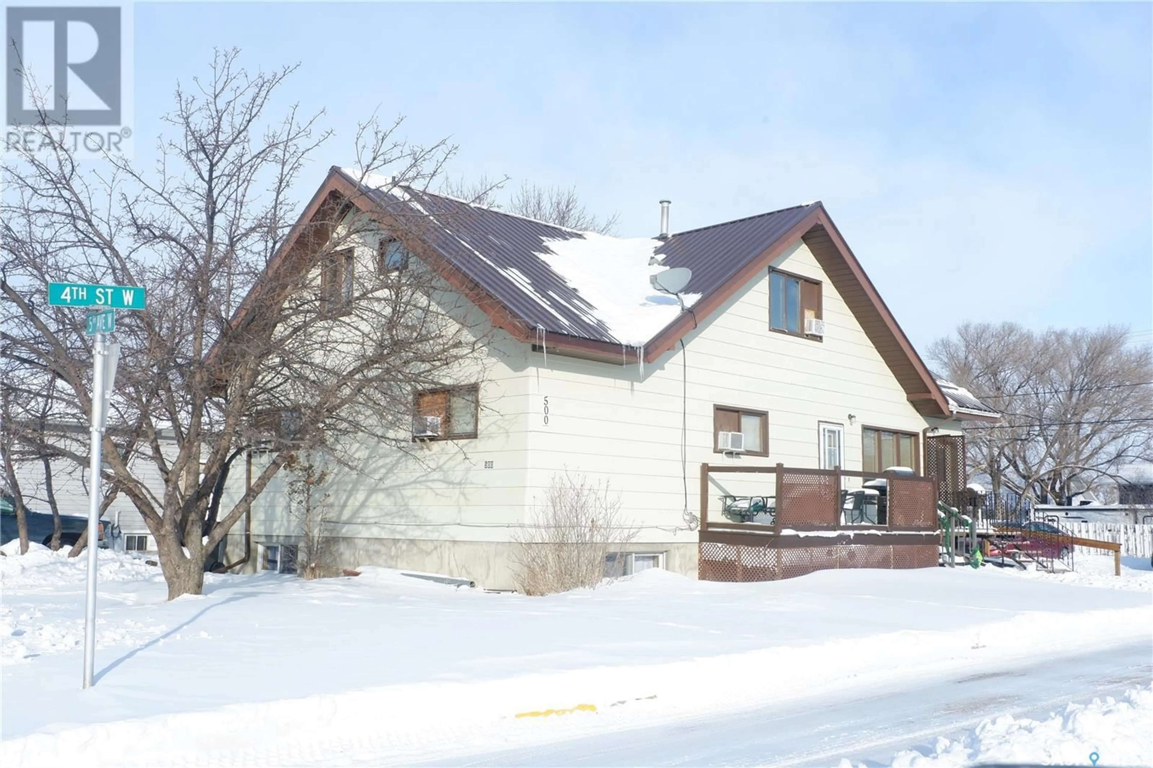 Unknown for 500 5TH AVENUE, Assiniboia Saskatchewan S0H0B0