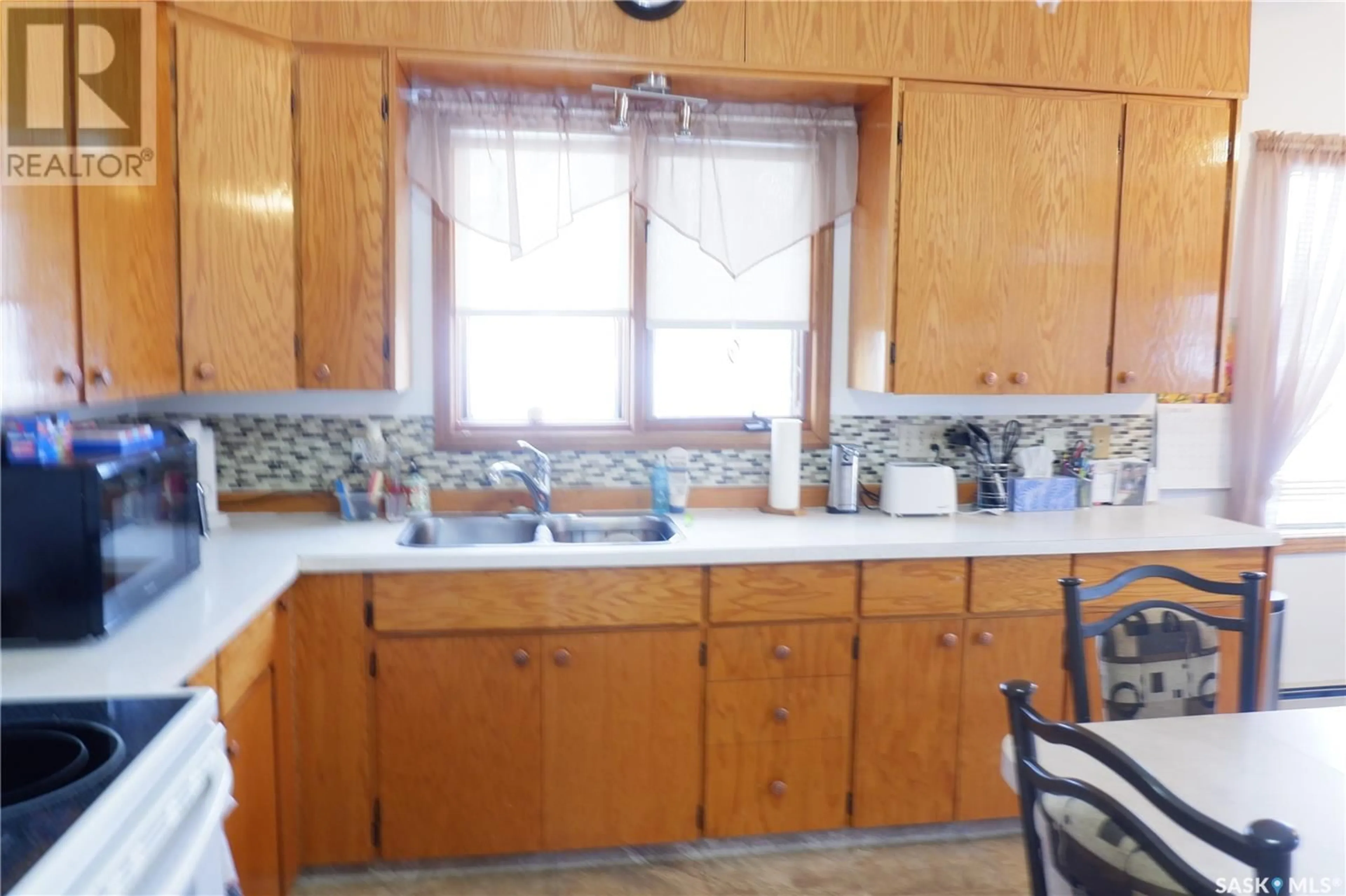 Standard kitchen, ceramic/tile floor for 500 5TH AVENUE, Assiniboia Saskatchewan S0H0B0
