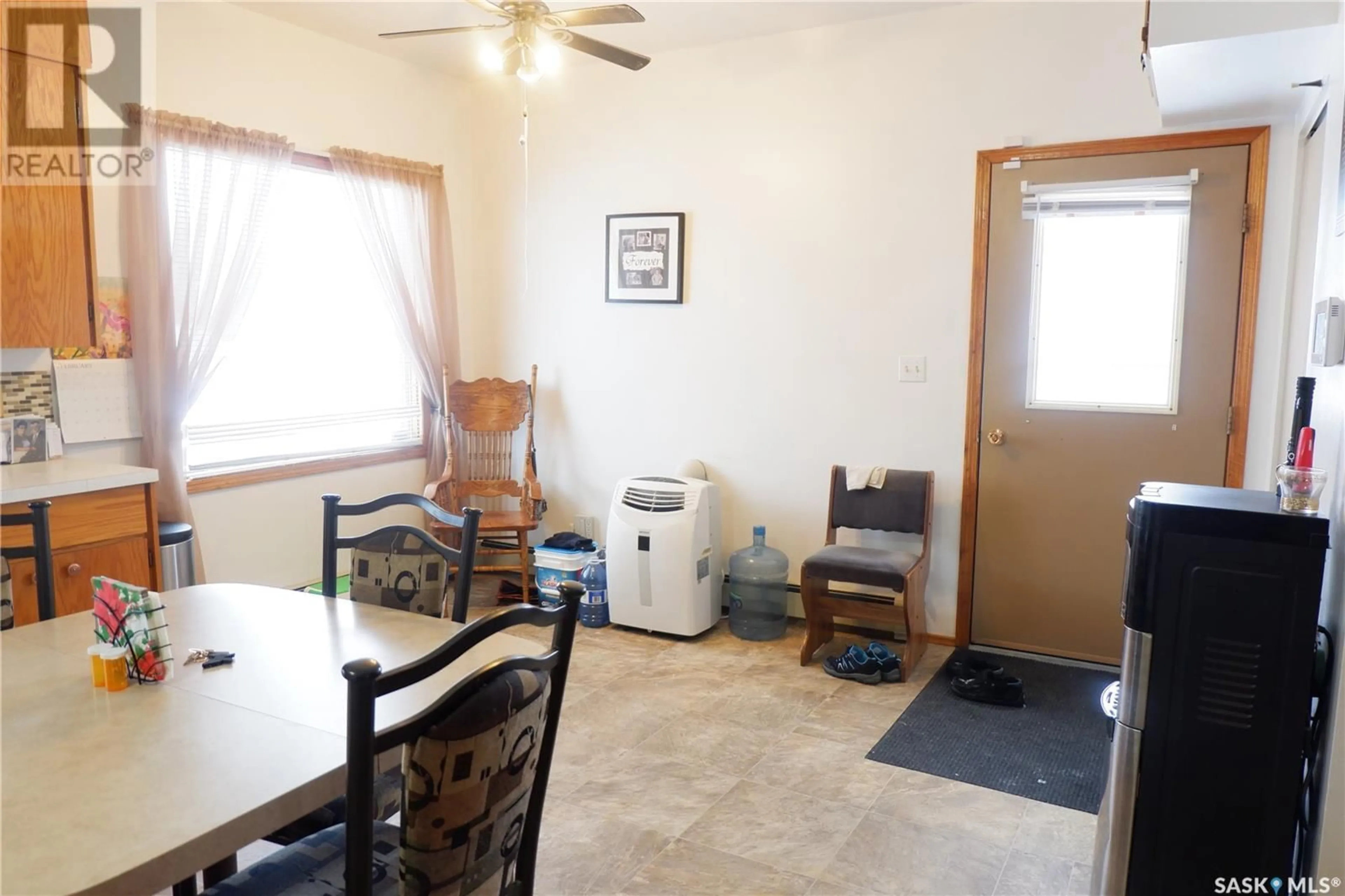 A pic of a room for 500 5TH AVENUE, Assiniboia Saskatchewan S0H0B0