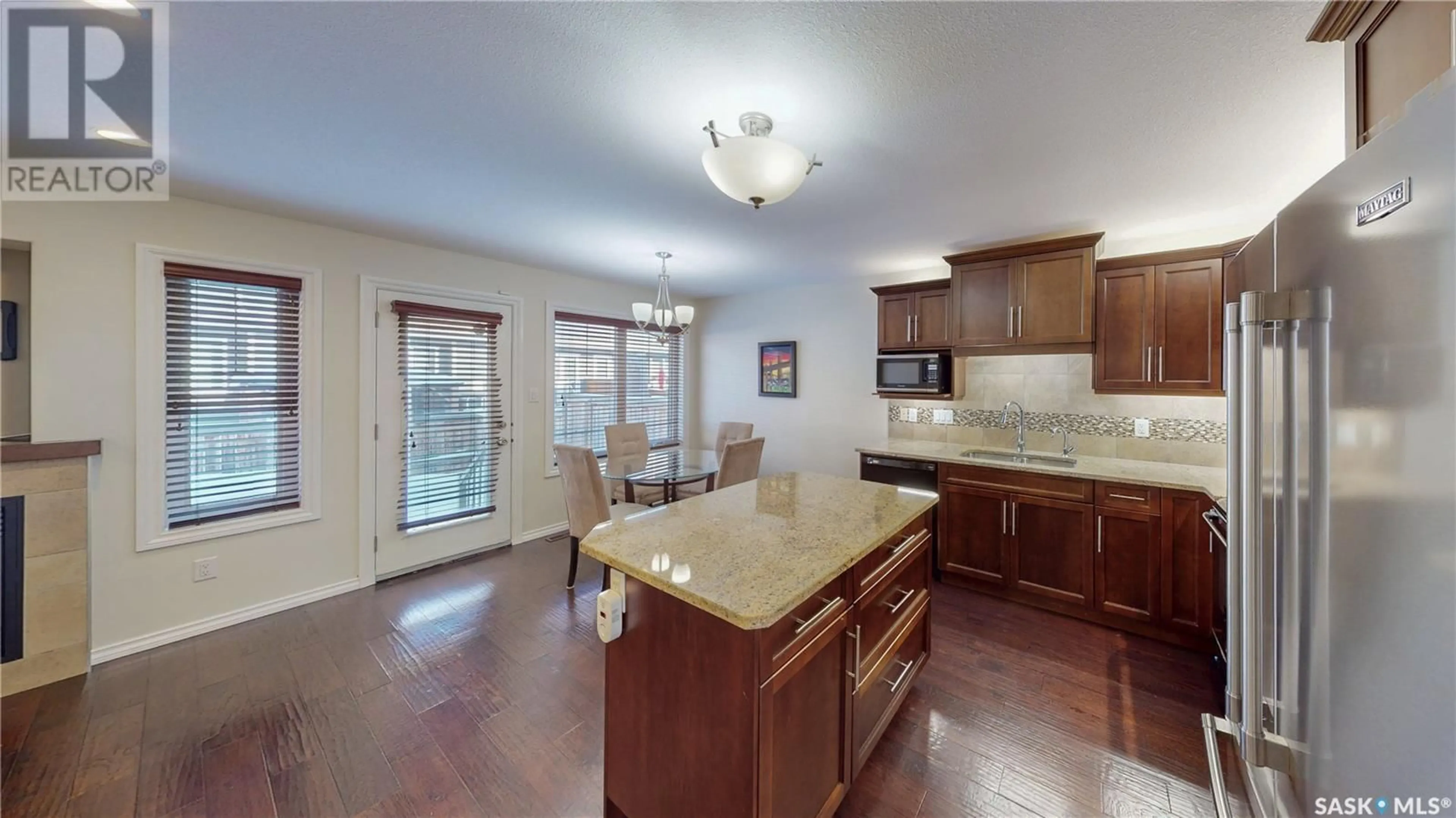 Open concept kitchen, unknown for 101 4100 Sandhill CRESCENT, Regina Saskatchewan S4V3G9