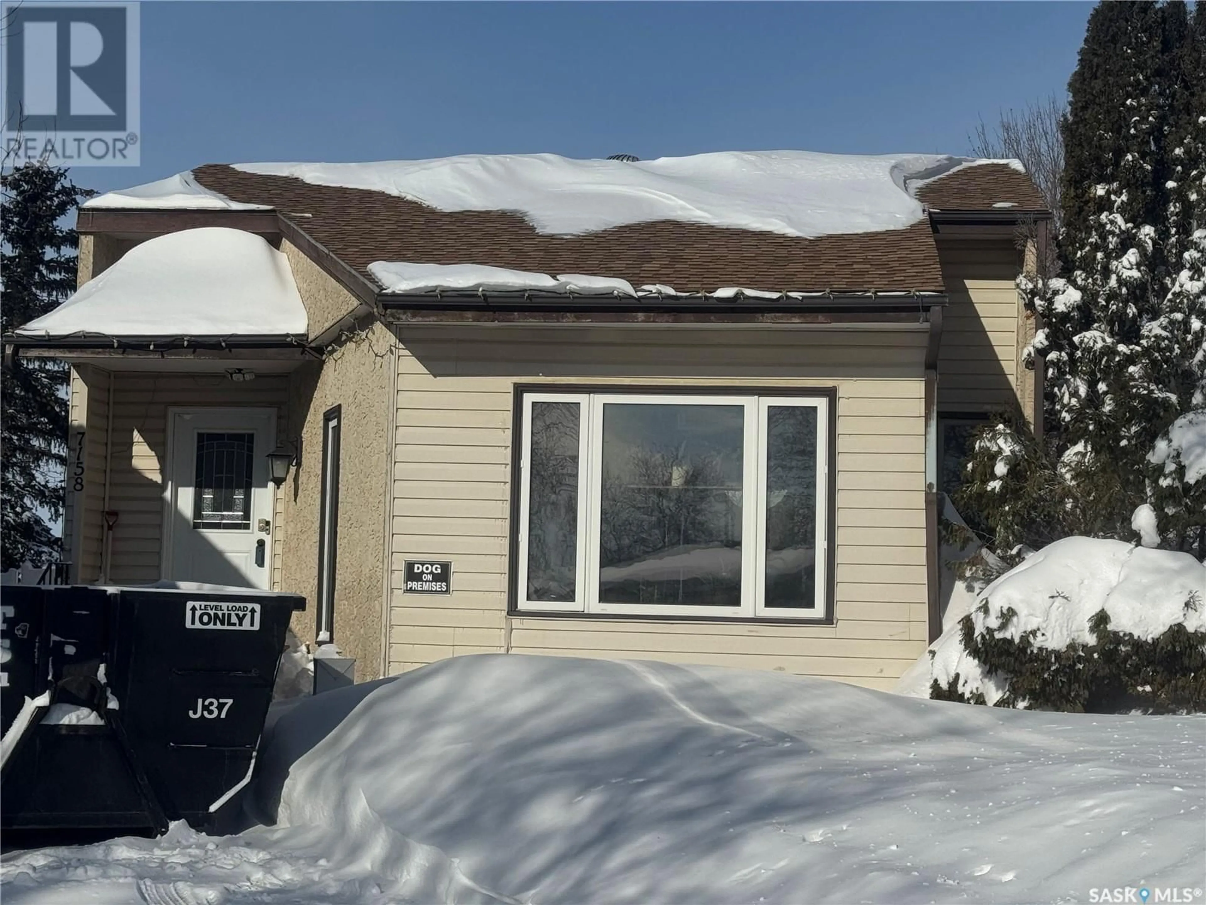 Home with vinyl exterior material, street for 7158 Blakeney DRIVE, Regina Saskatchewan S4X2K6