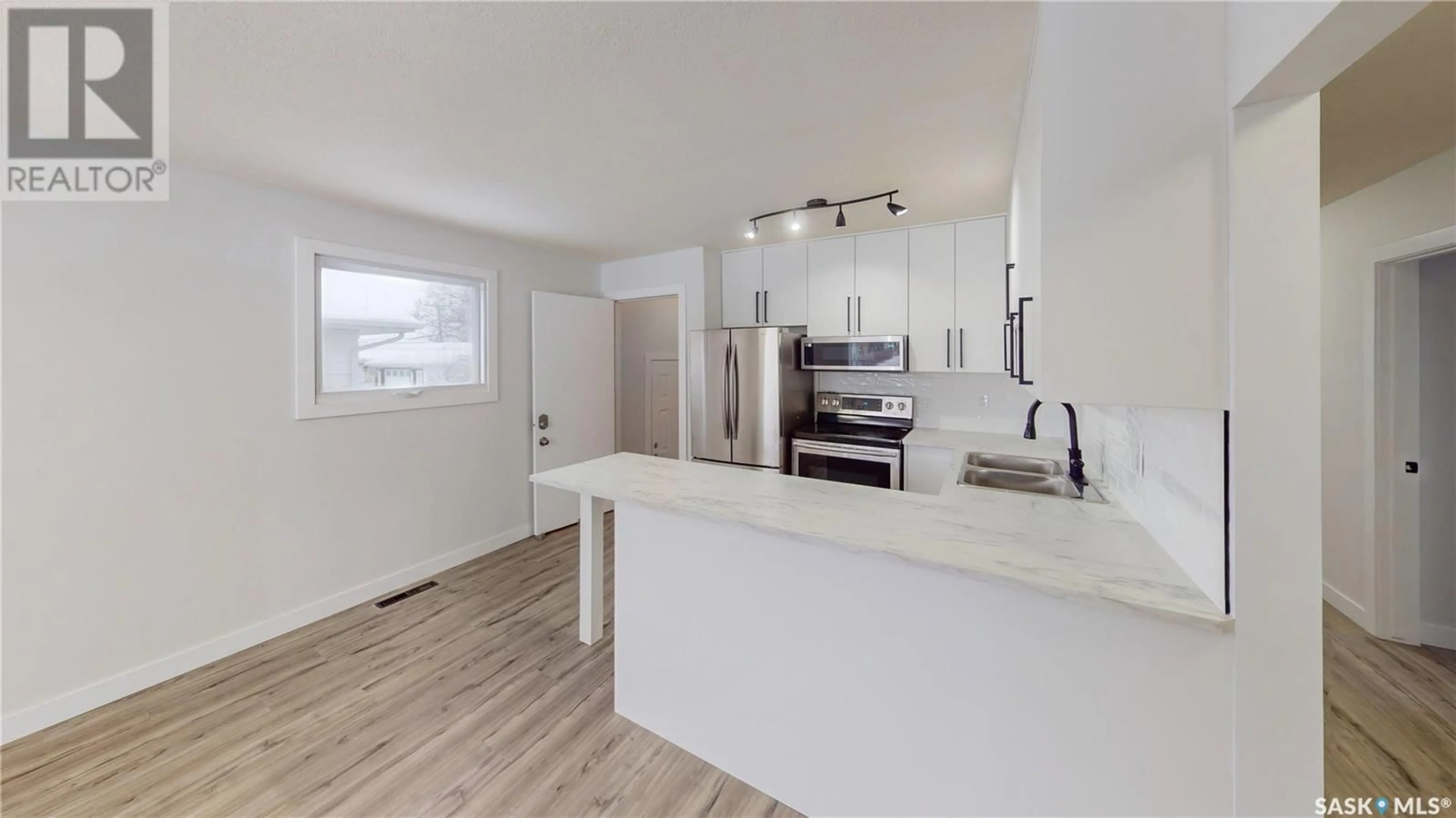 Open concept kitchen, unknown for 446 Froom CRESCENT, Regina Saskatchewan S4N1T6