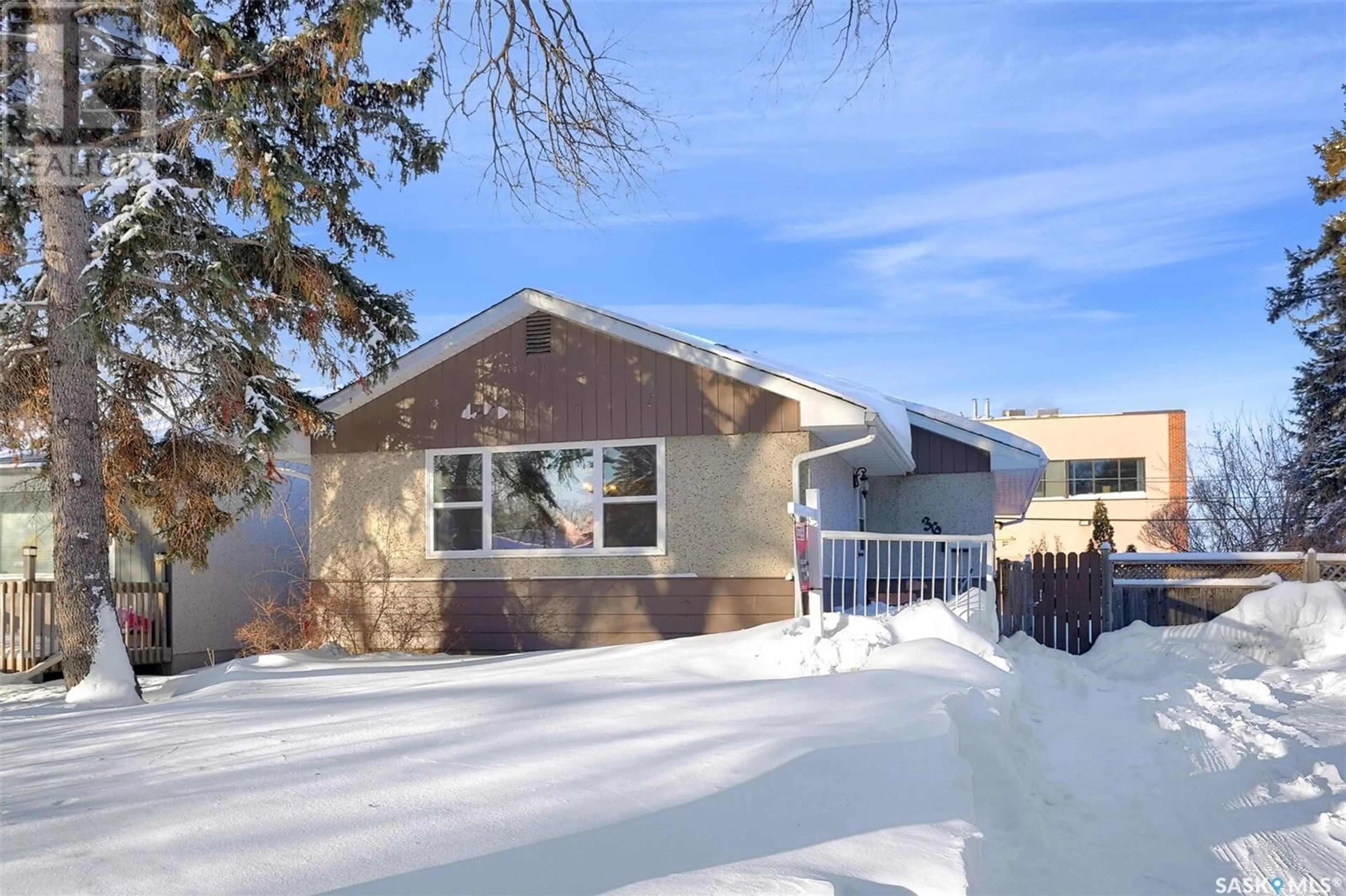 Home with vinyl exterior material, street for 36 MAYFAIR CRESCENT, Regina Saskatchewan S4S4H5