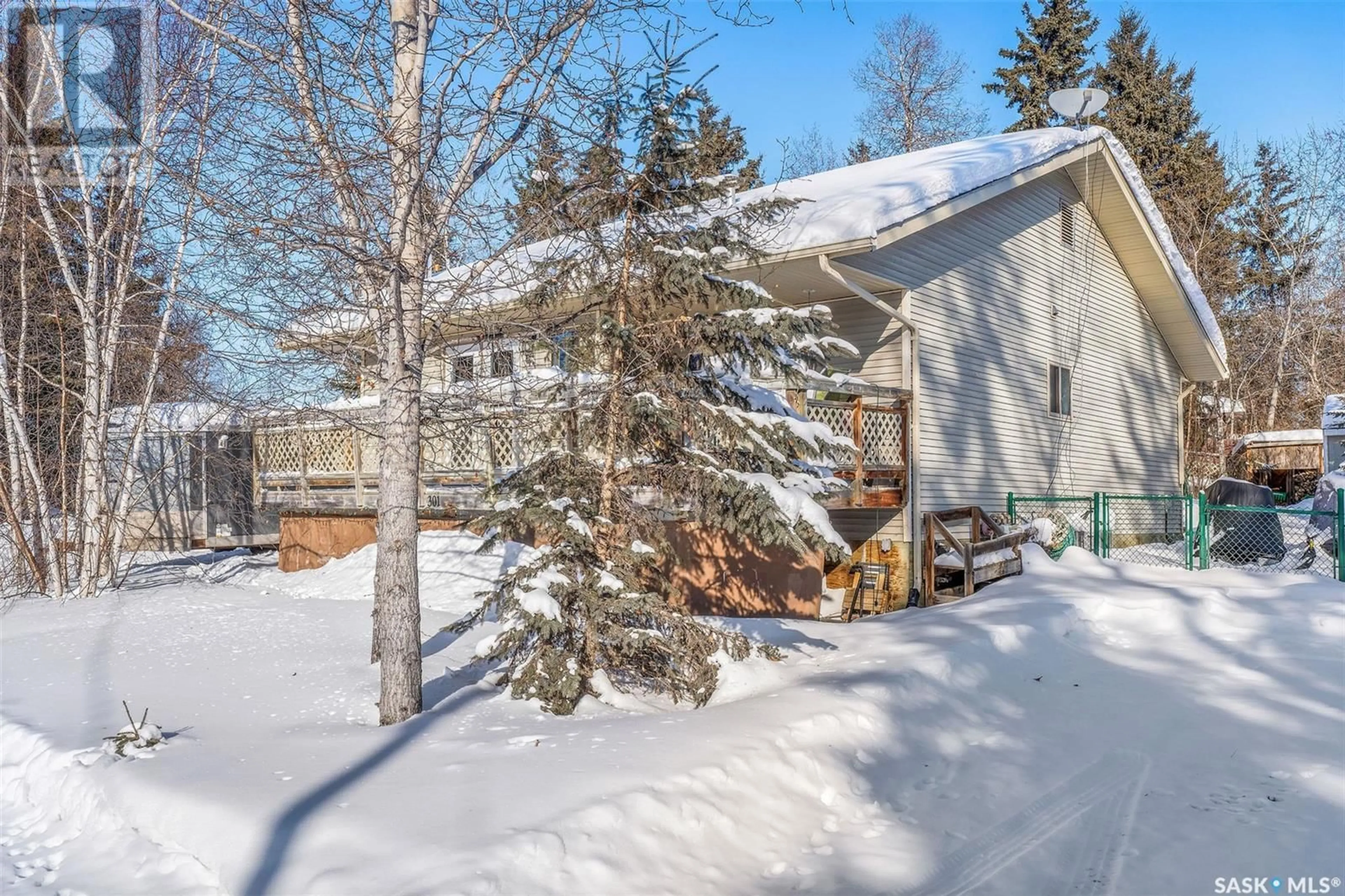 Patio, water/lake/river/ocean view for 301 JACOBSON DRIVE, Christopher Lake Saskatchewan S0J0N0