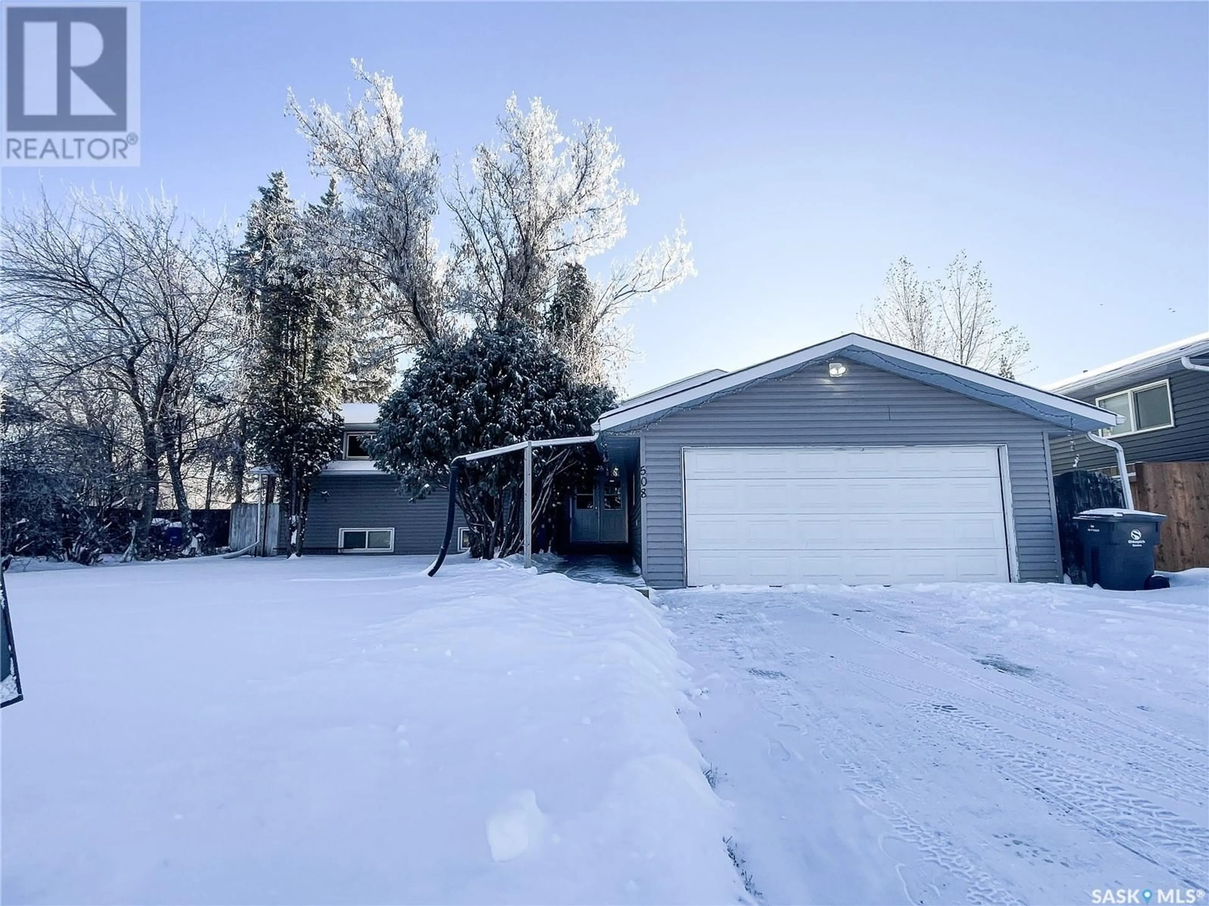 Unknown for 508 Cochin AVENUE, Meadow Lake Saskatchewan S9X1B9