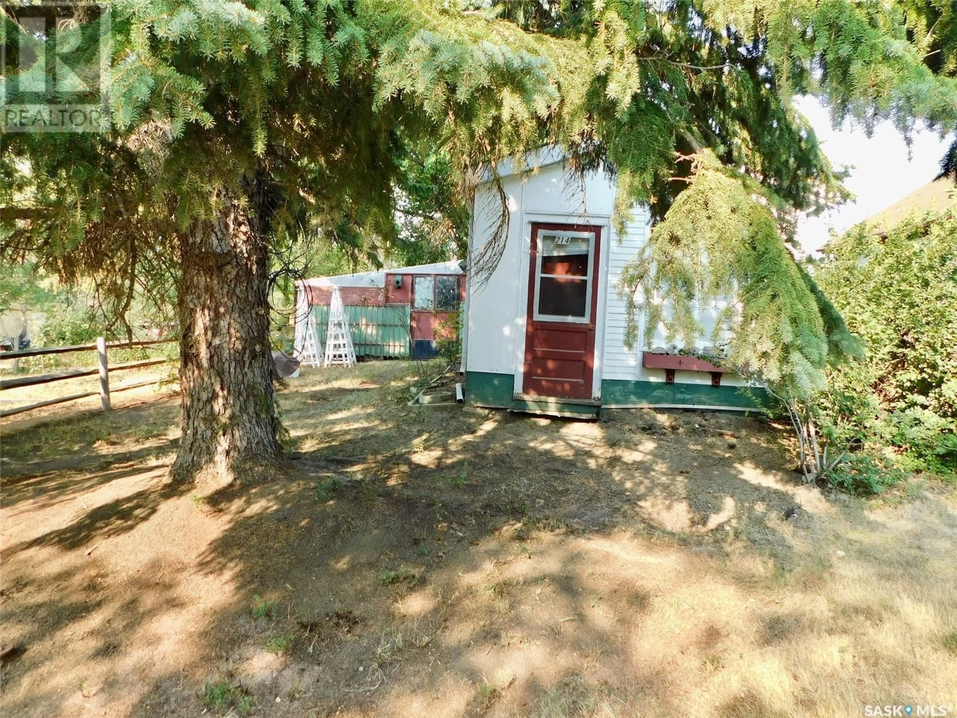 Shed for 214 2nd STREET E, Lafleche Saskatchewan S0H3R0