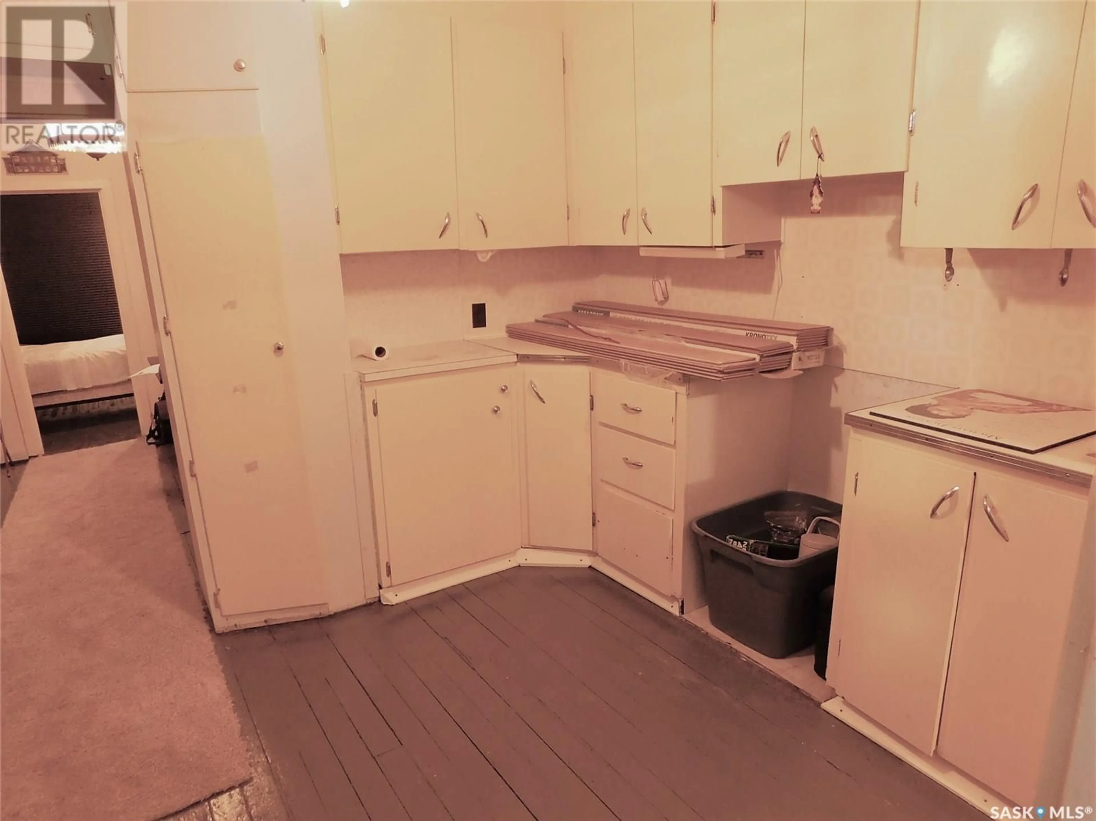 Standard kitchen, floor is not visible for 214 2nd STREET E, Lafleche Saskatchewan S0H3R0