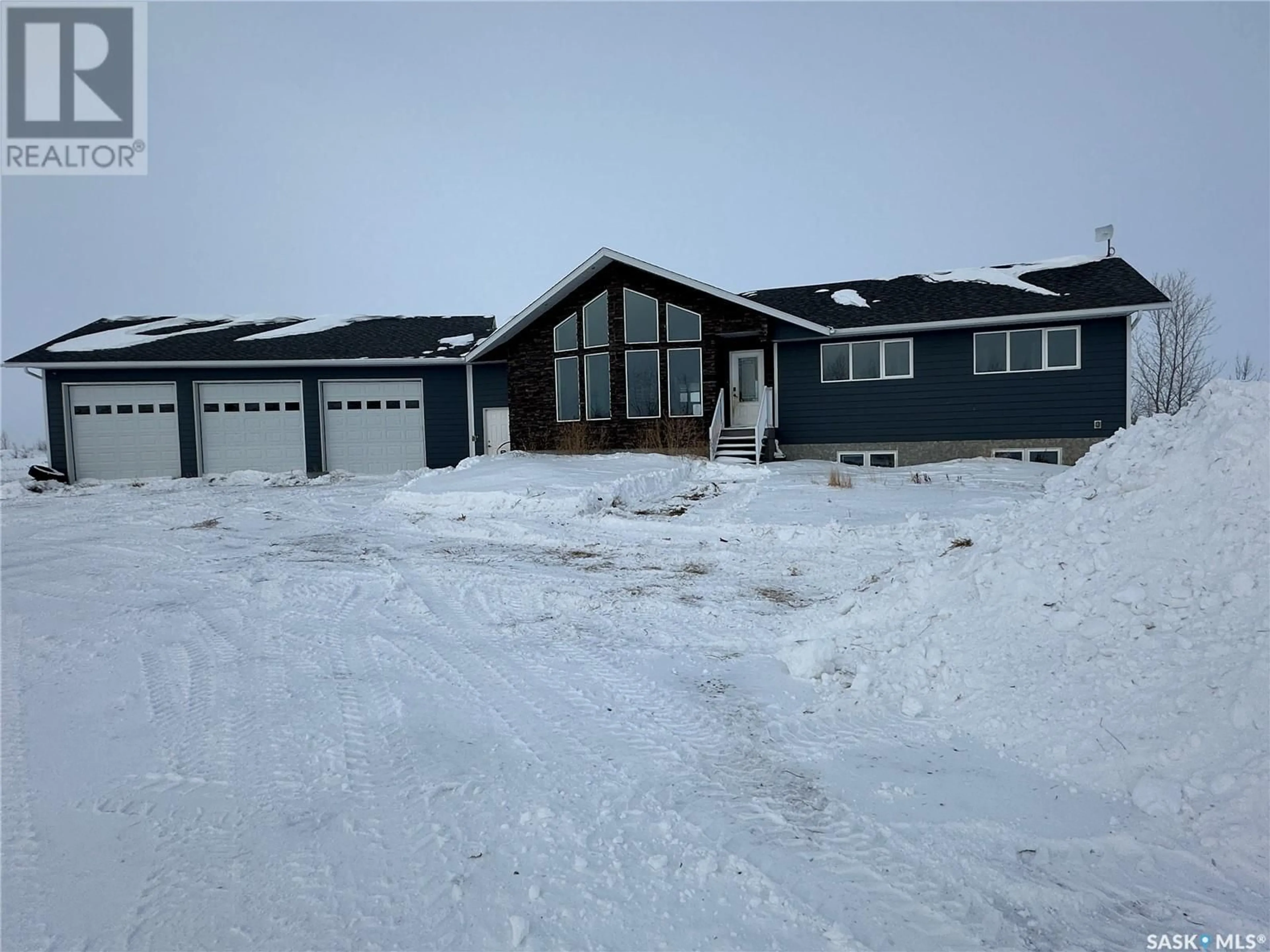 Unknown for Acreage - Weyburn RM #67, Weyburn Rm No. 67 Saskatchewan S4H2K7