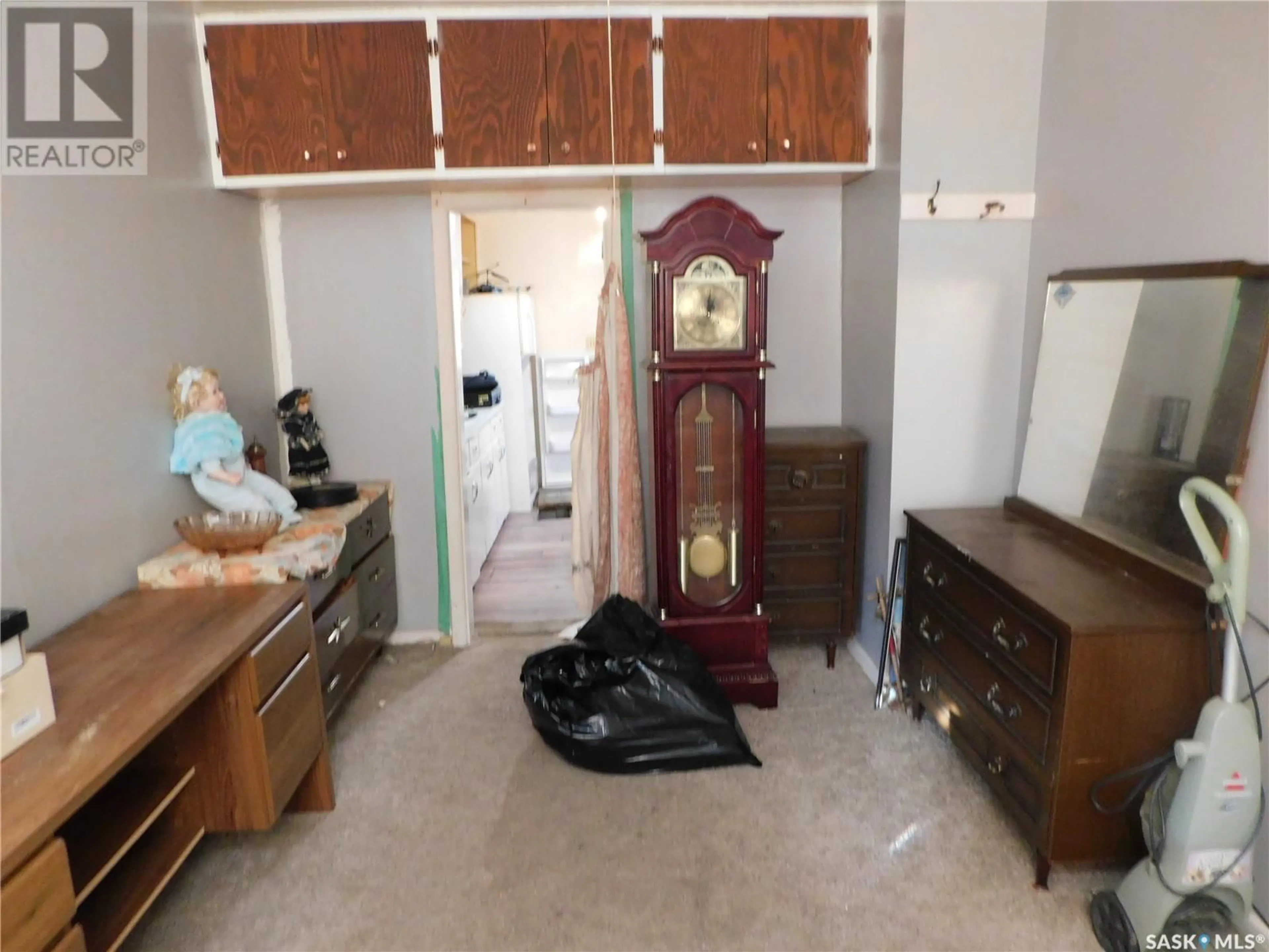 A pic of a room for 220 2nd STREET E, Lafleche Saskatchewan S0H3R0