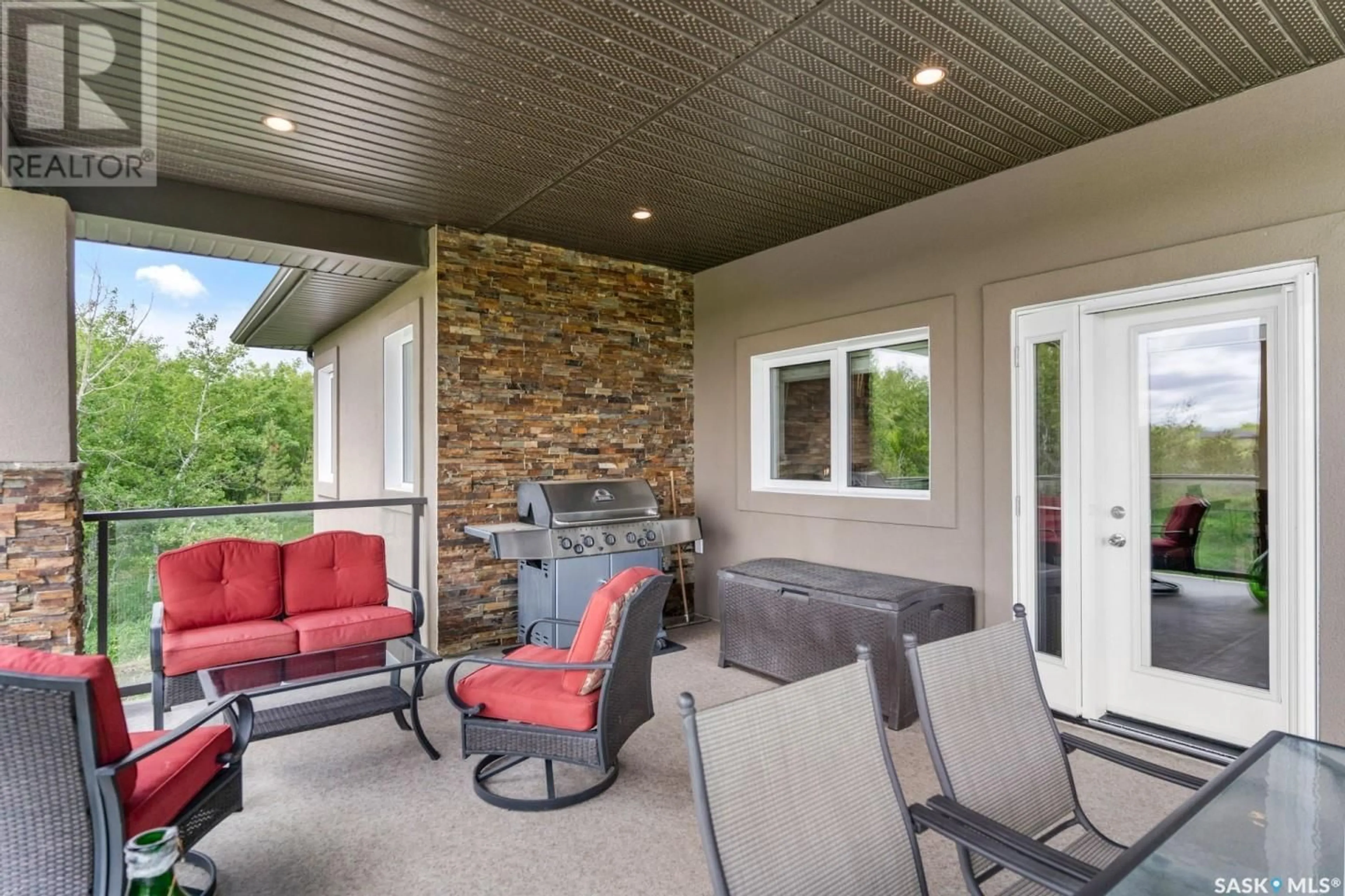 Patio, mountain view for 115 MISSION RIDGE ROAD, Aberdeen Rm No. 373 Saskatchewan S7J0A5