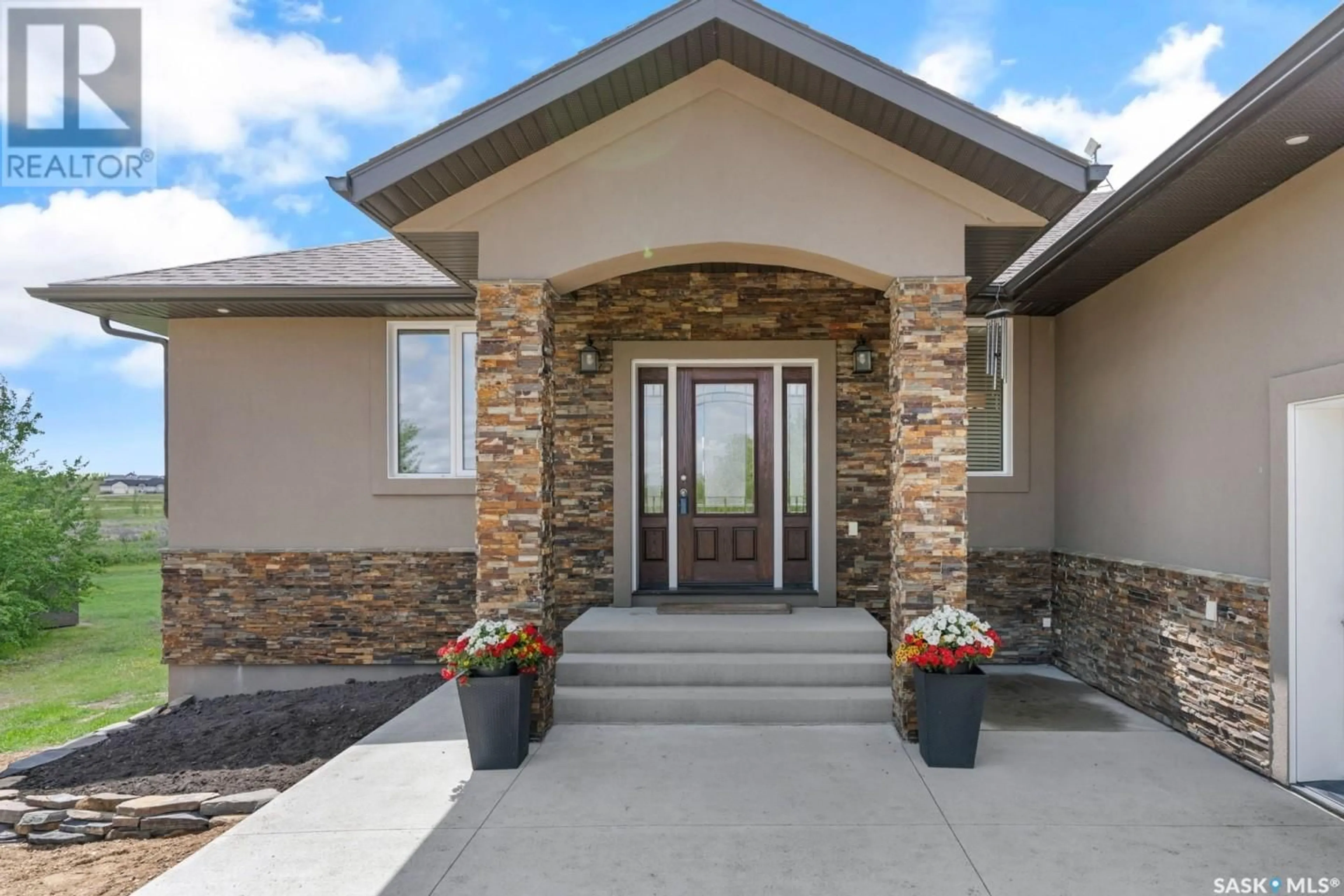 Indoor entryway for 115 Mission Ridge ROAD, Aberdeen Rm No. 373 Saskatchewan S7J0A5