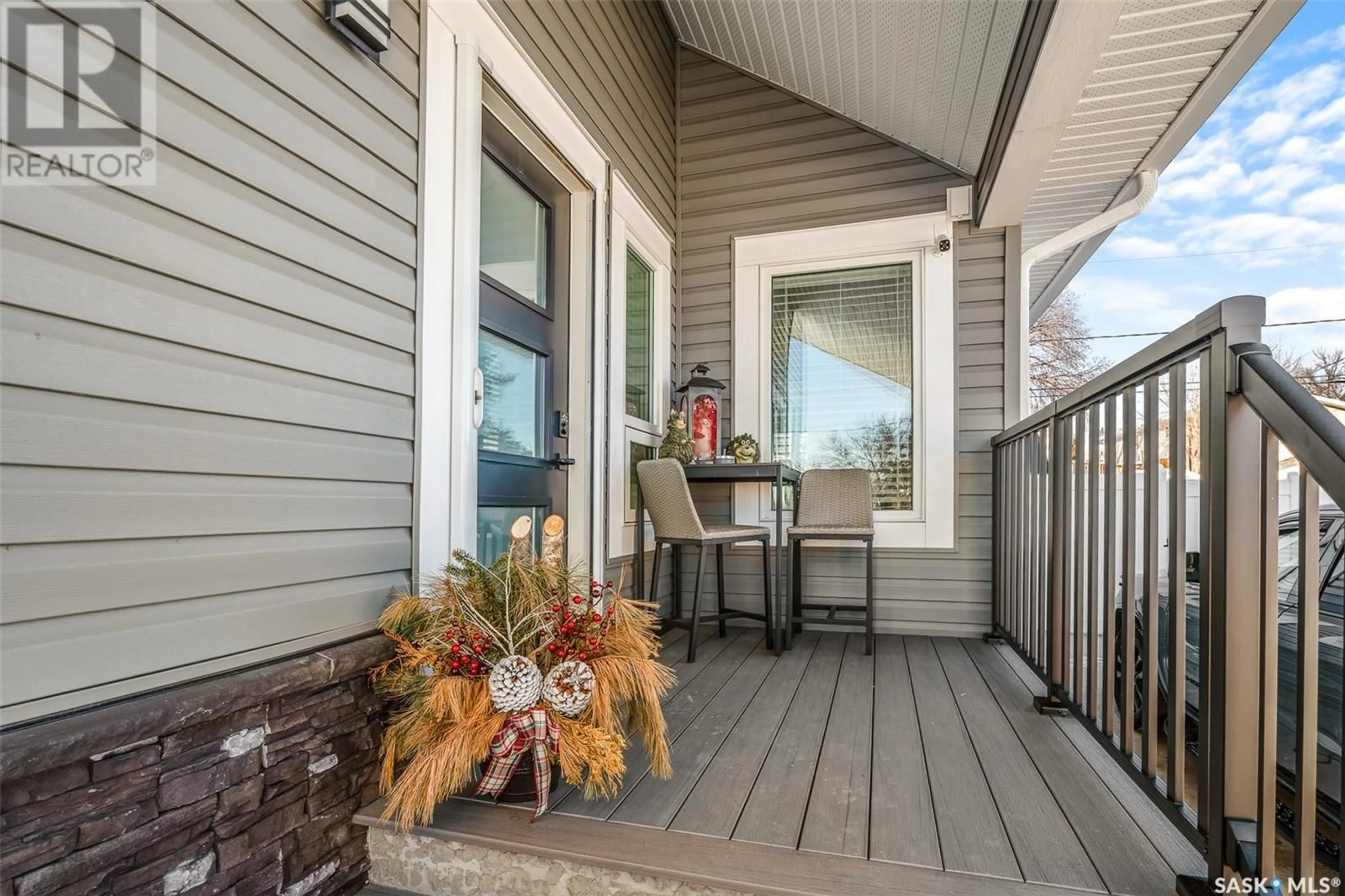 Patio, unknown for 1130 STADACONA STREET, Moose Jaw Saskatchewan S6H2B3