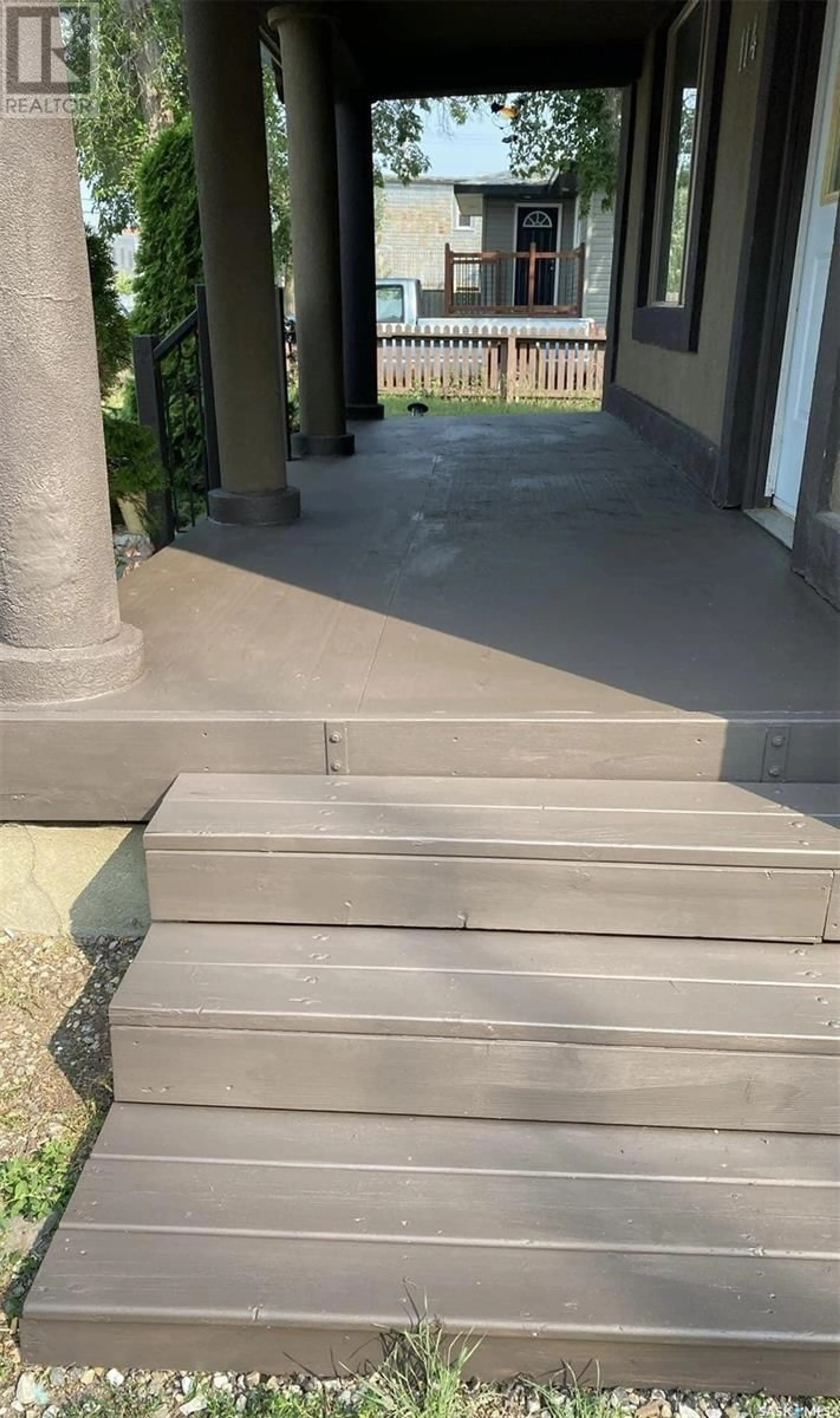 Stairs for 114 2ND AVENUE, Biggar Saskatchewan S0K0M0