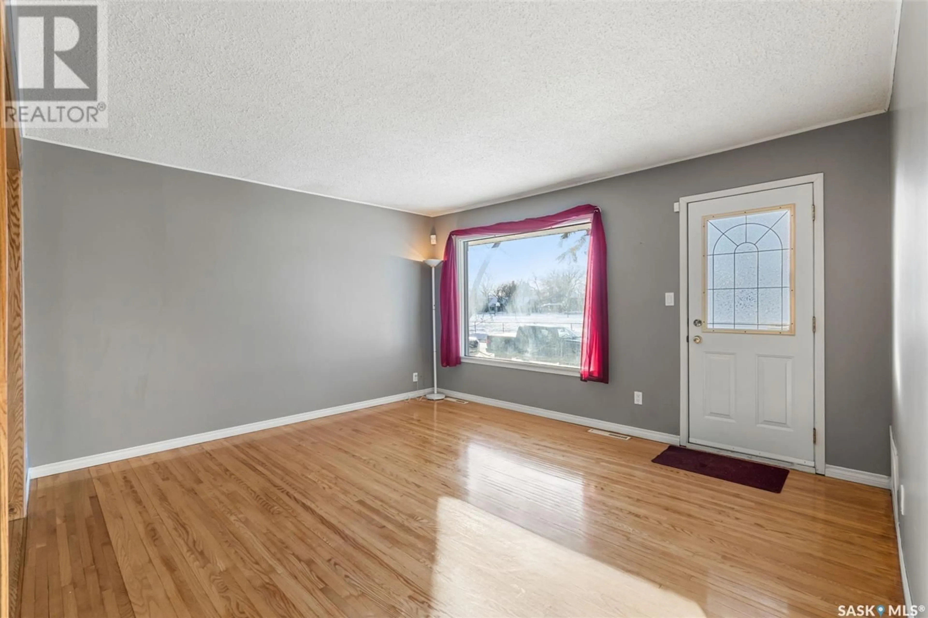 A pic of a room for 1556 Alexandra AVENUE, Saskatoon Saskatchewan S7K3C2