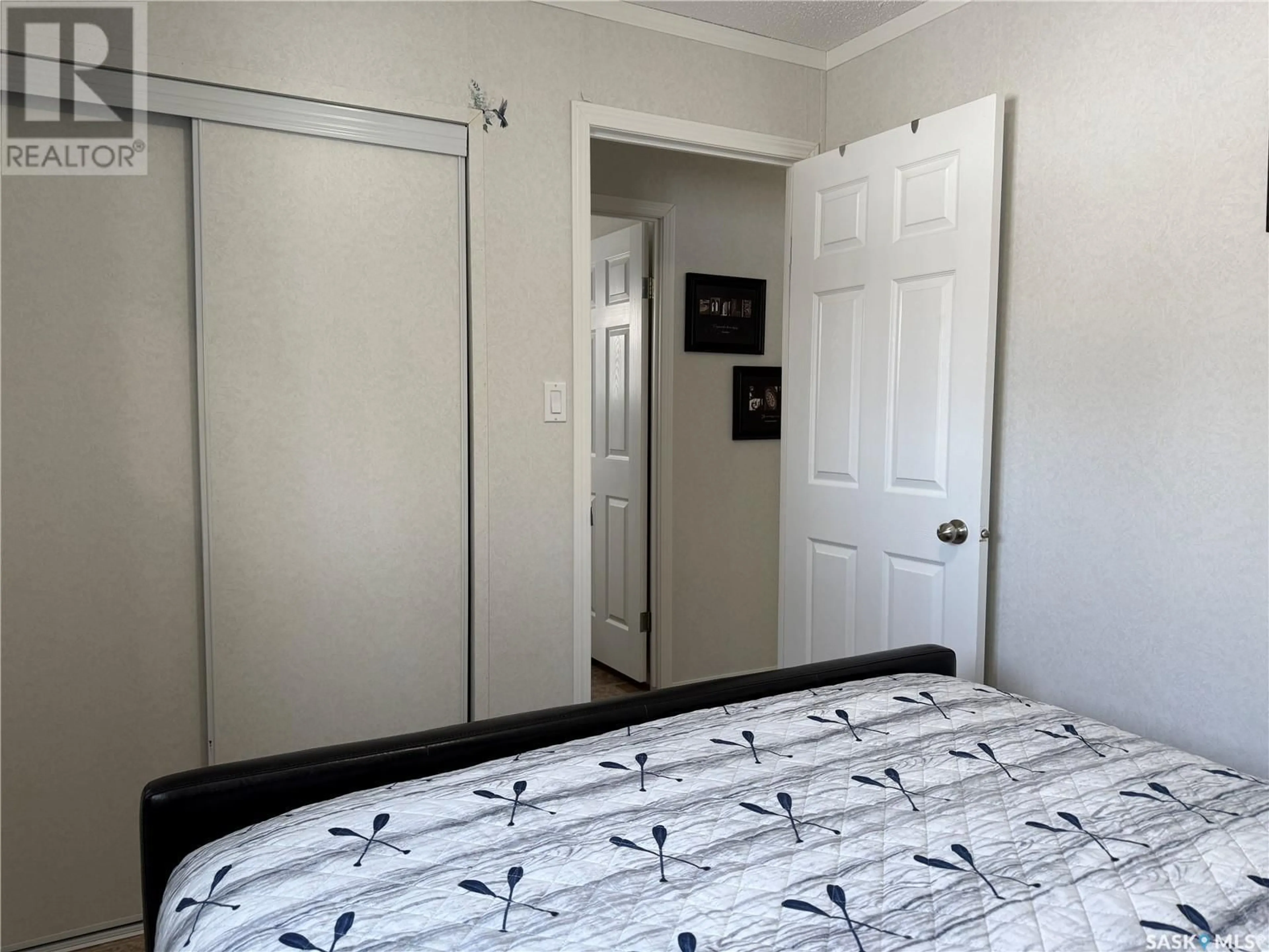 A pic of a room for C1 1455 9th AVENUE NE, Moose Jaw Saskatchewan S6J1C6