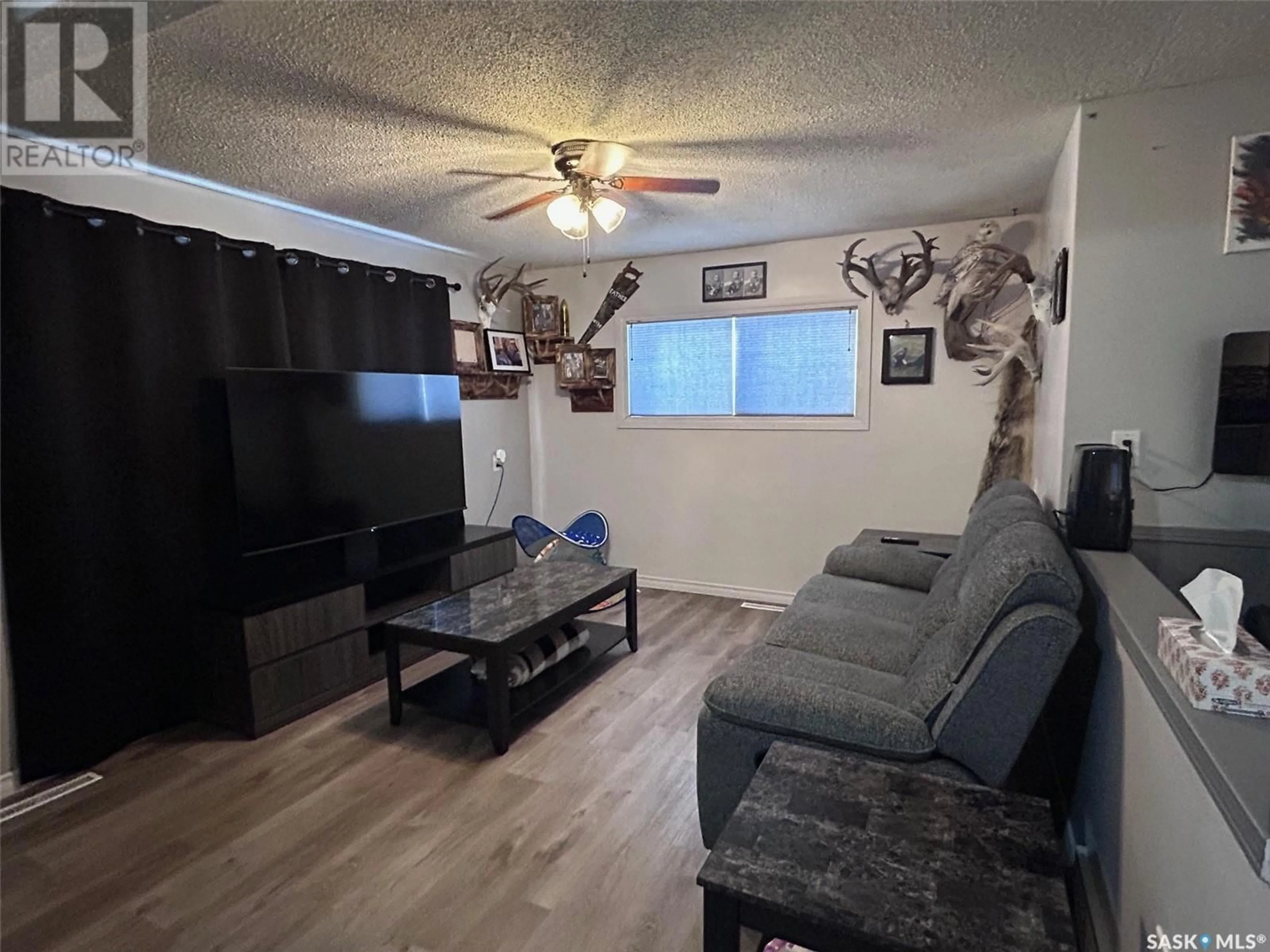 A pic of a room for 220 2ND AVENUE, Maidstone Saskatchewan S0M2J0
