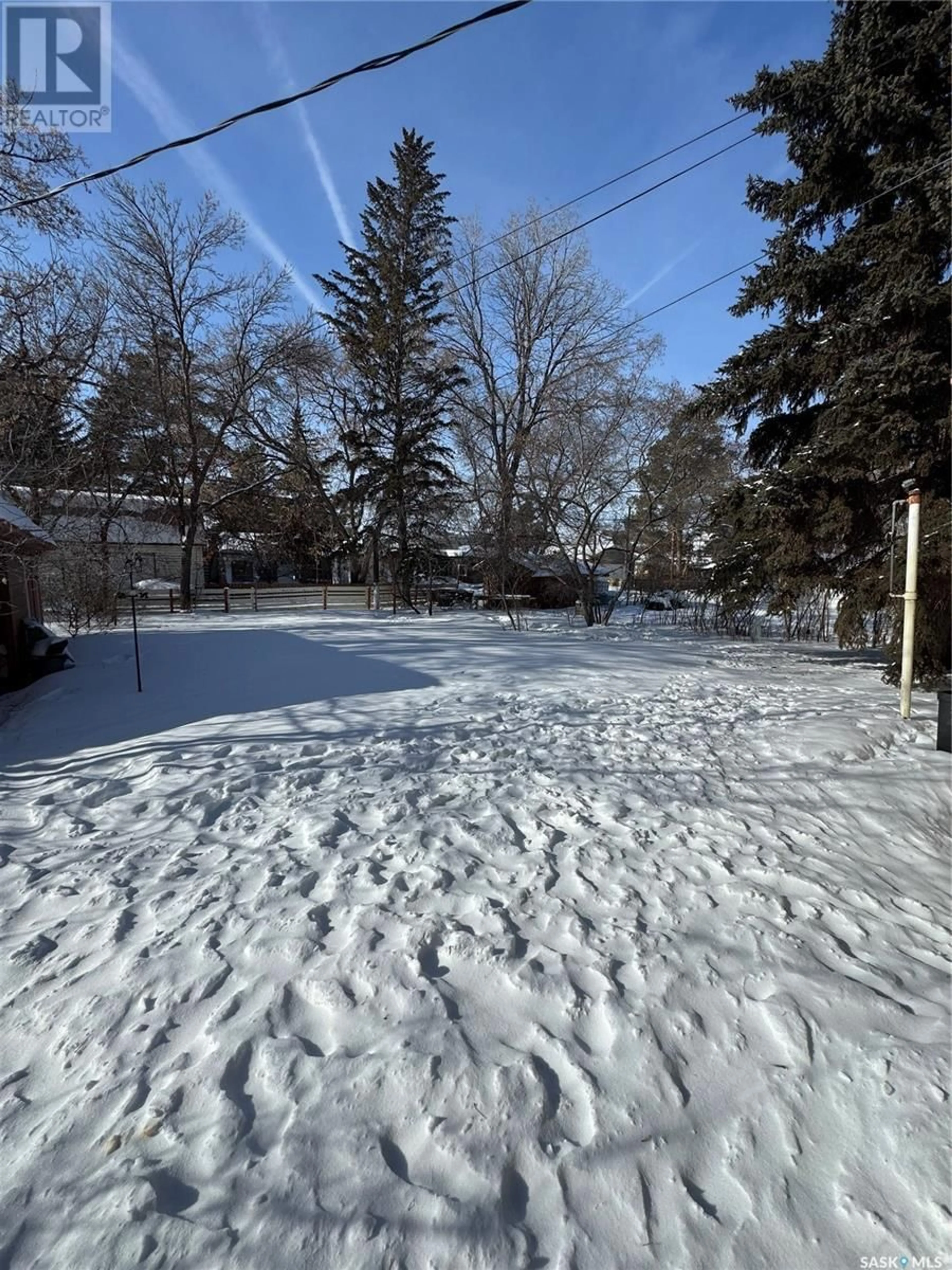 Standard kitchen, unknown for 340 ROSS STREET, Lumsden Saskatchewan S0G3C0