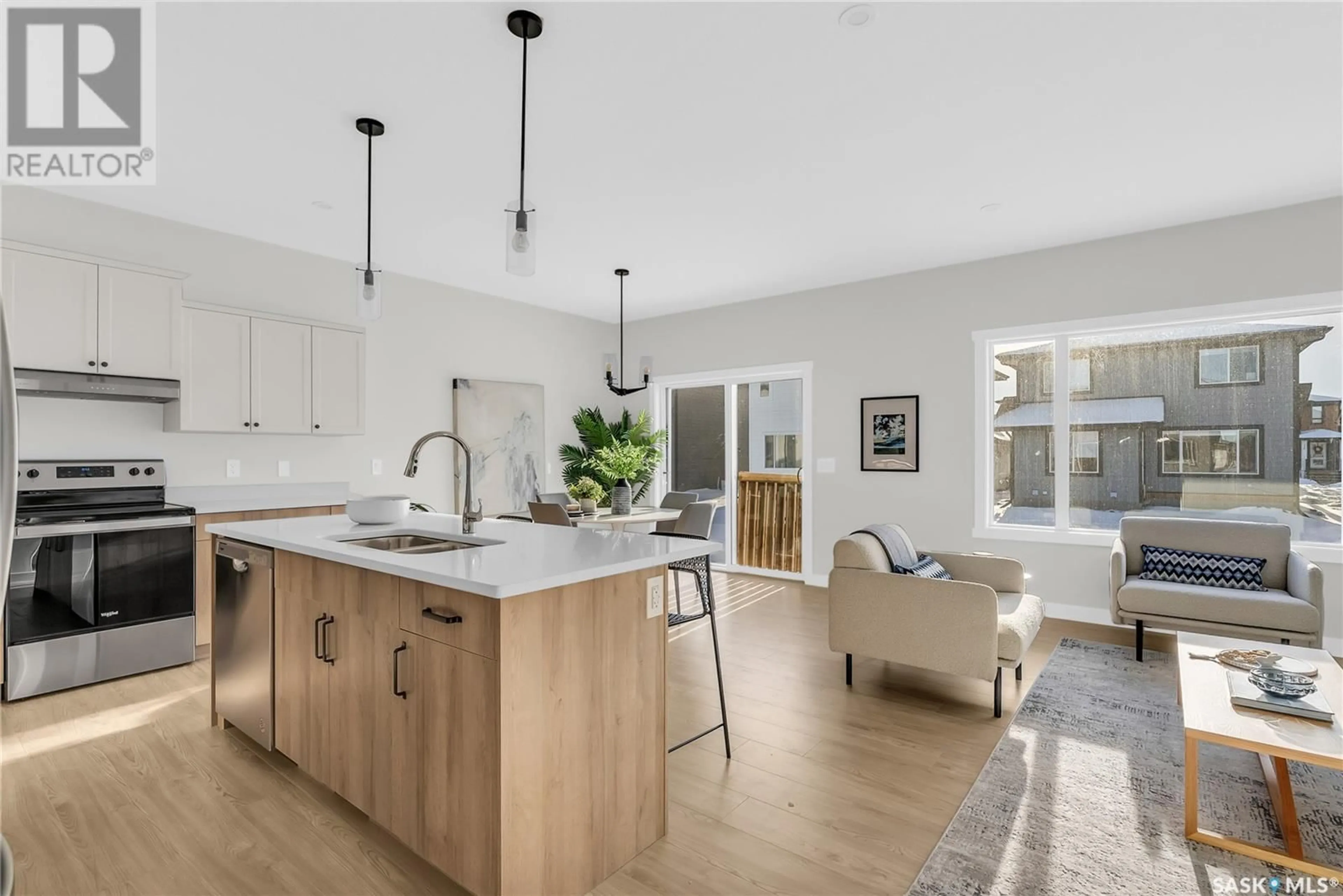 Open concept kitchen, unknown for 376 LESKIW BEND, Saskatoon Saskatchewan S7V1R5