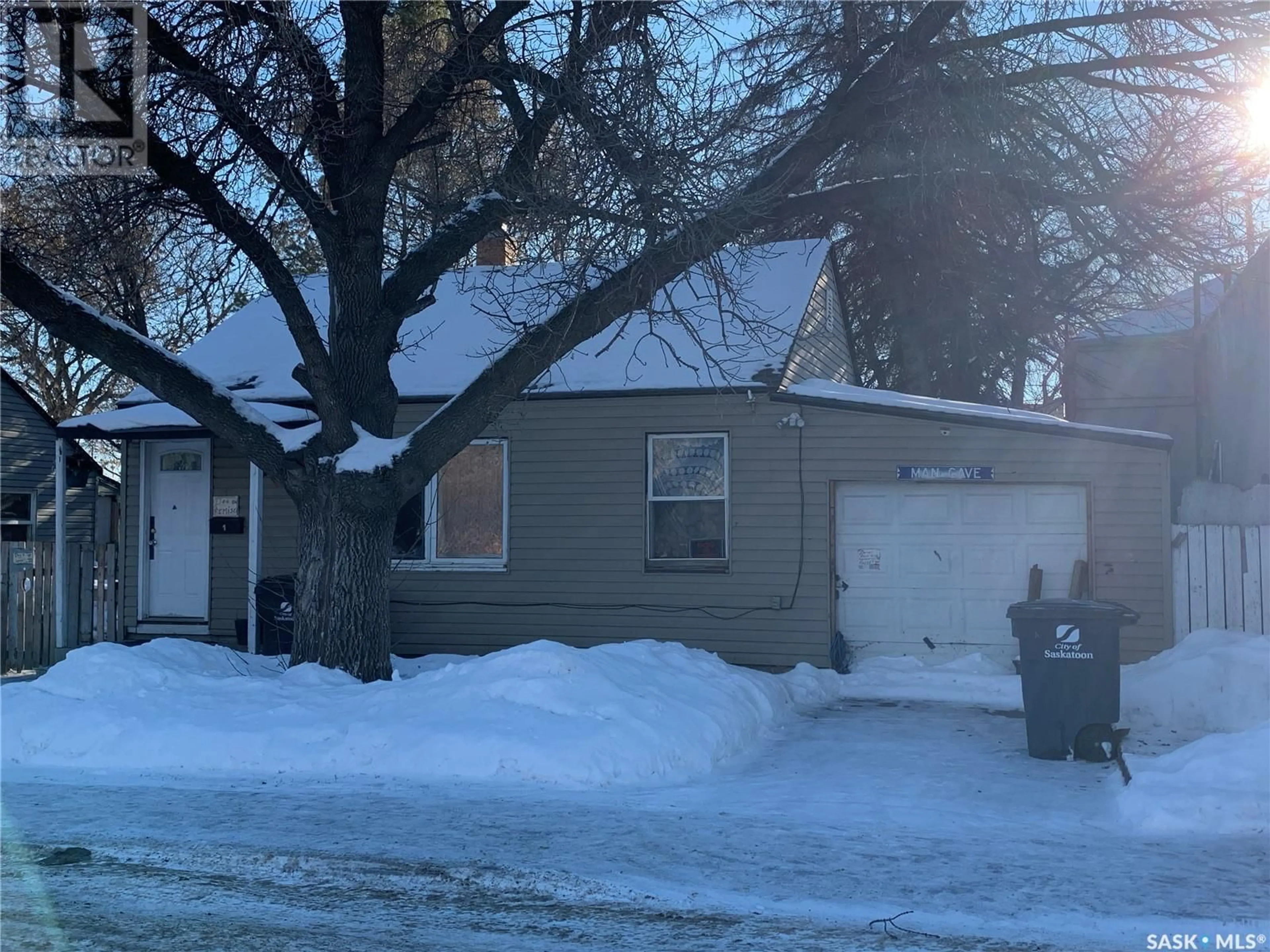 Unknown for 1 Stanley PLACE, Saskatoon Saskatchewan S7L1C3