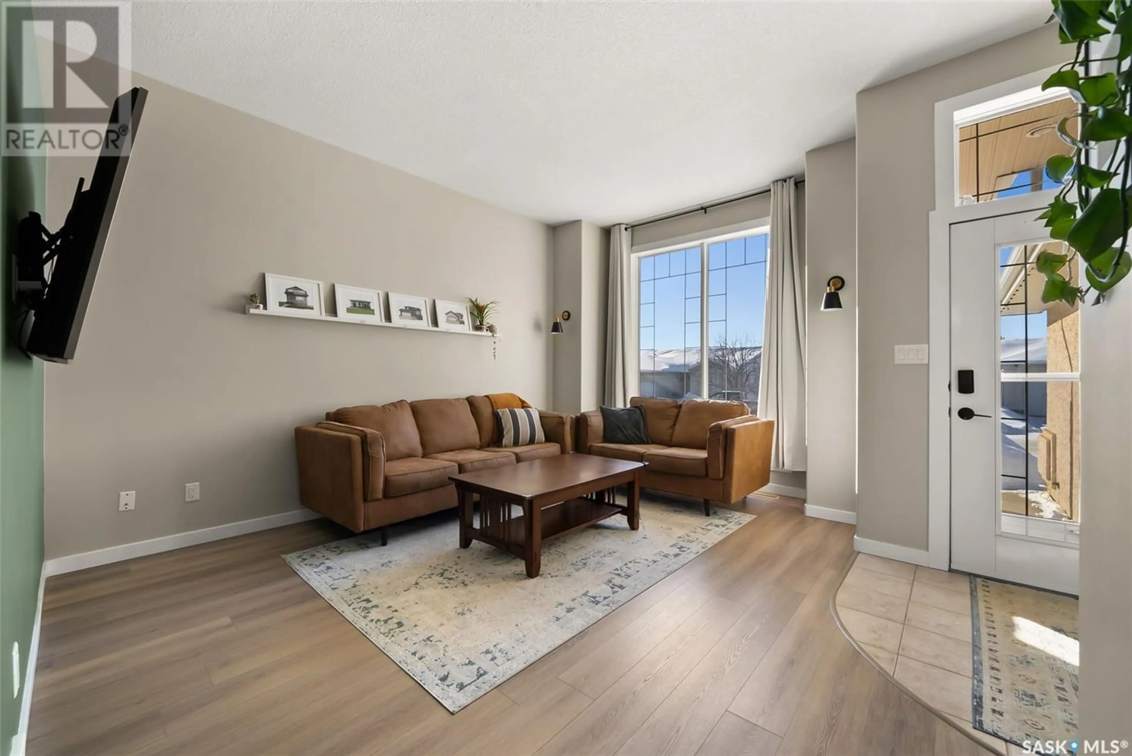 Living room with furniture, unknown for 5015 Staff CRESCENT, Regina Saskatchewan S4X4M4