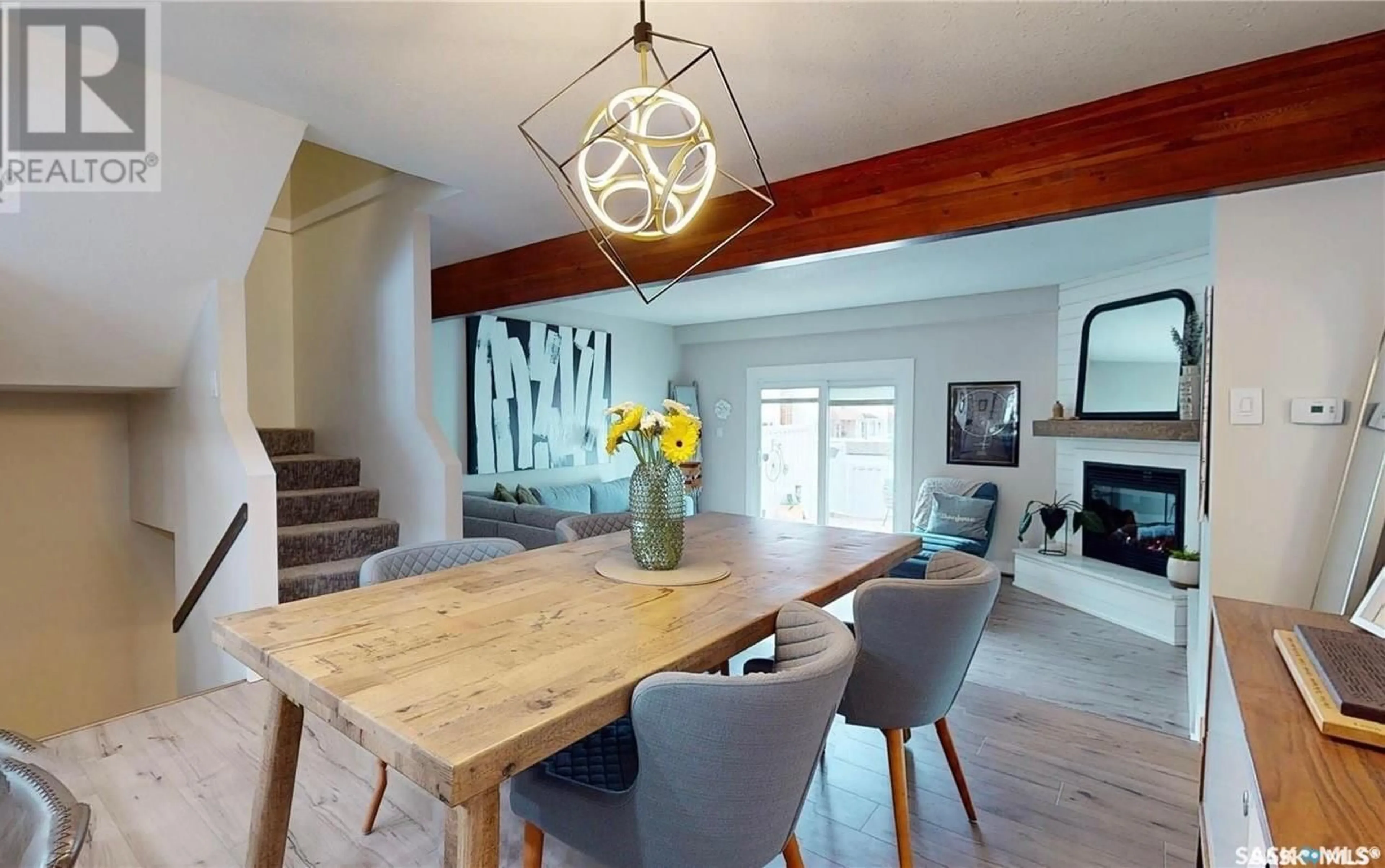 Dining room, wood/laminate floor for 4021 Gordon ROAD, Regina Saskatchewan S4S6G6