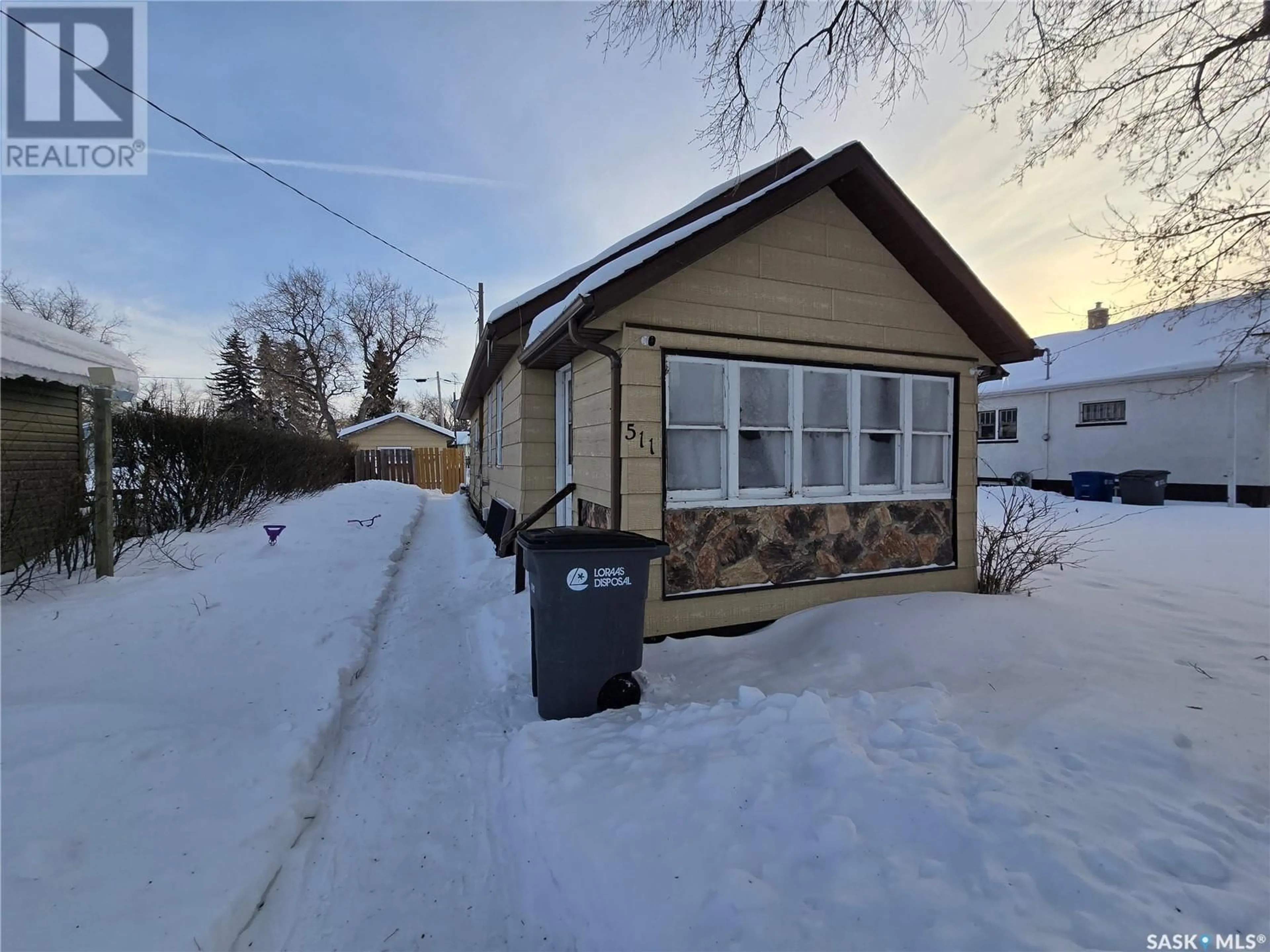 A pic from outside/outdoor area/front of a property/back of a property/a pic from drone, street for 511 Nina STREET, Broadview Saskatchewan S0G0K0