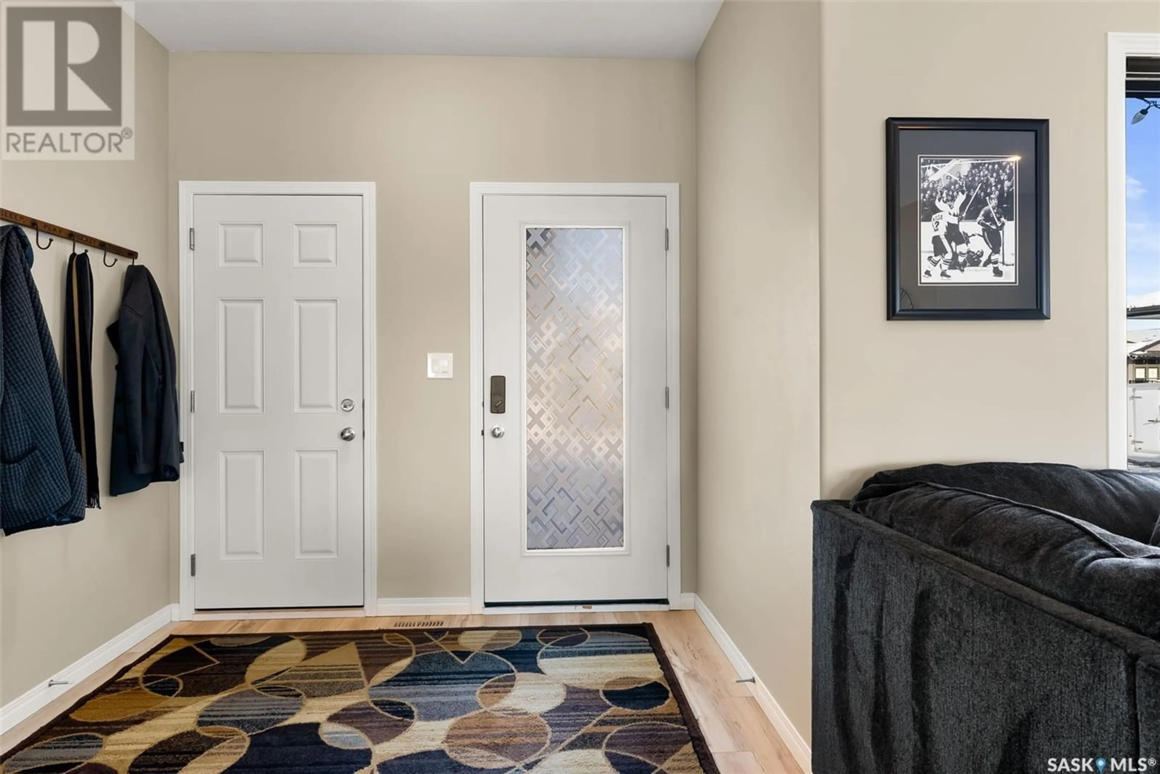 Indoor entryway for 642 Aspen CRESCENT, Pilot Butte Saskatchewan S0G3Z0