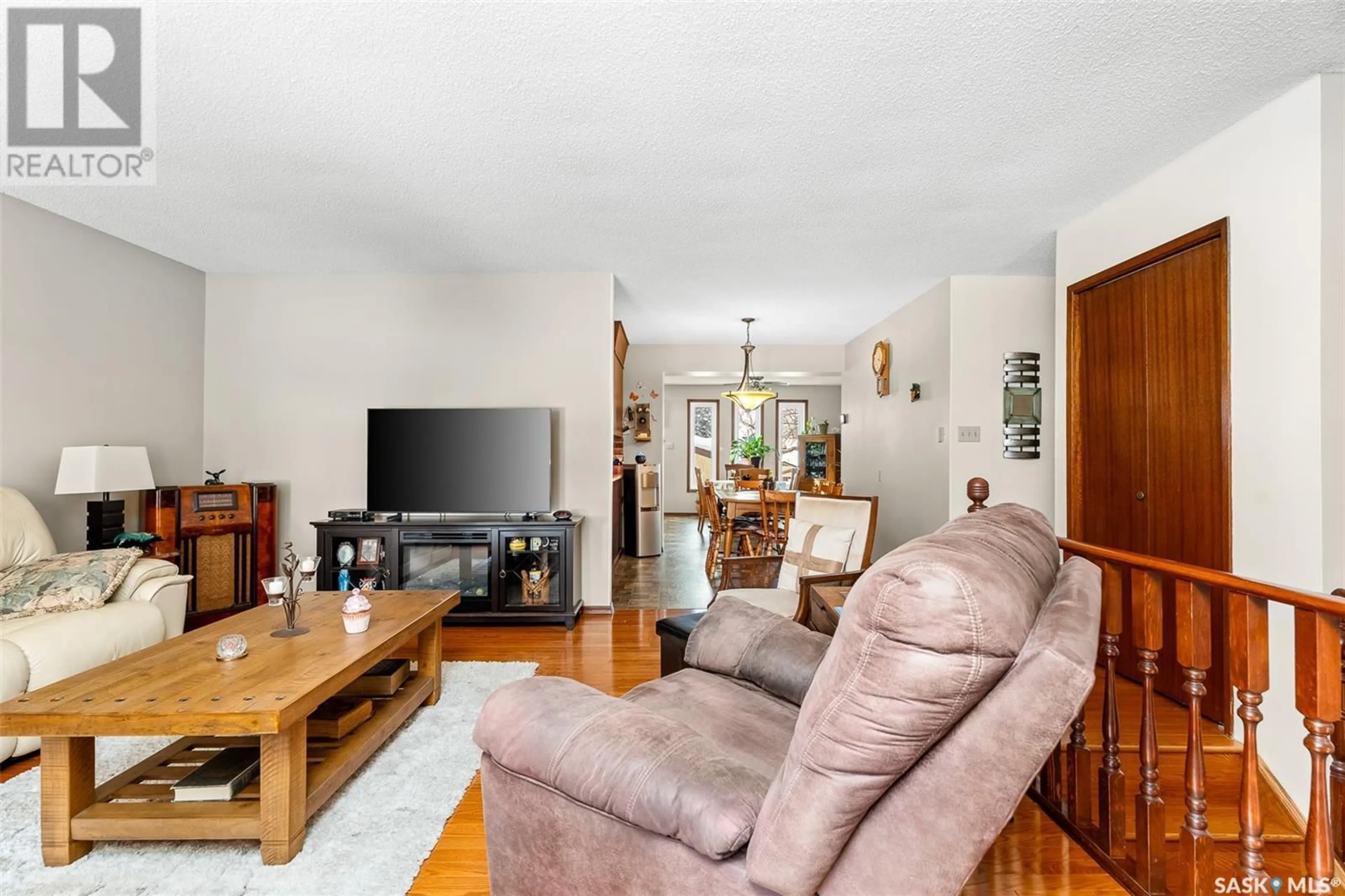 Living room with furniture, unknown for 1012 Rorison AVENUE, Moose Jaw Saskatchewan S6H6W5