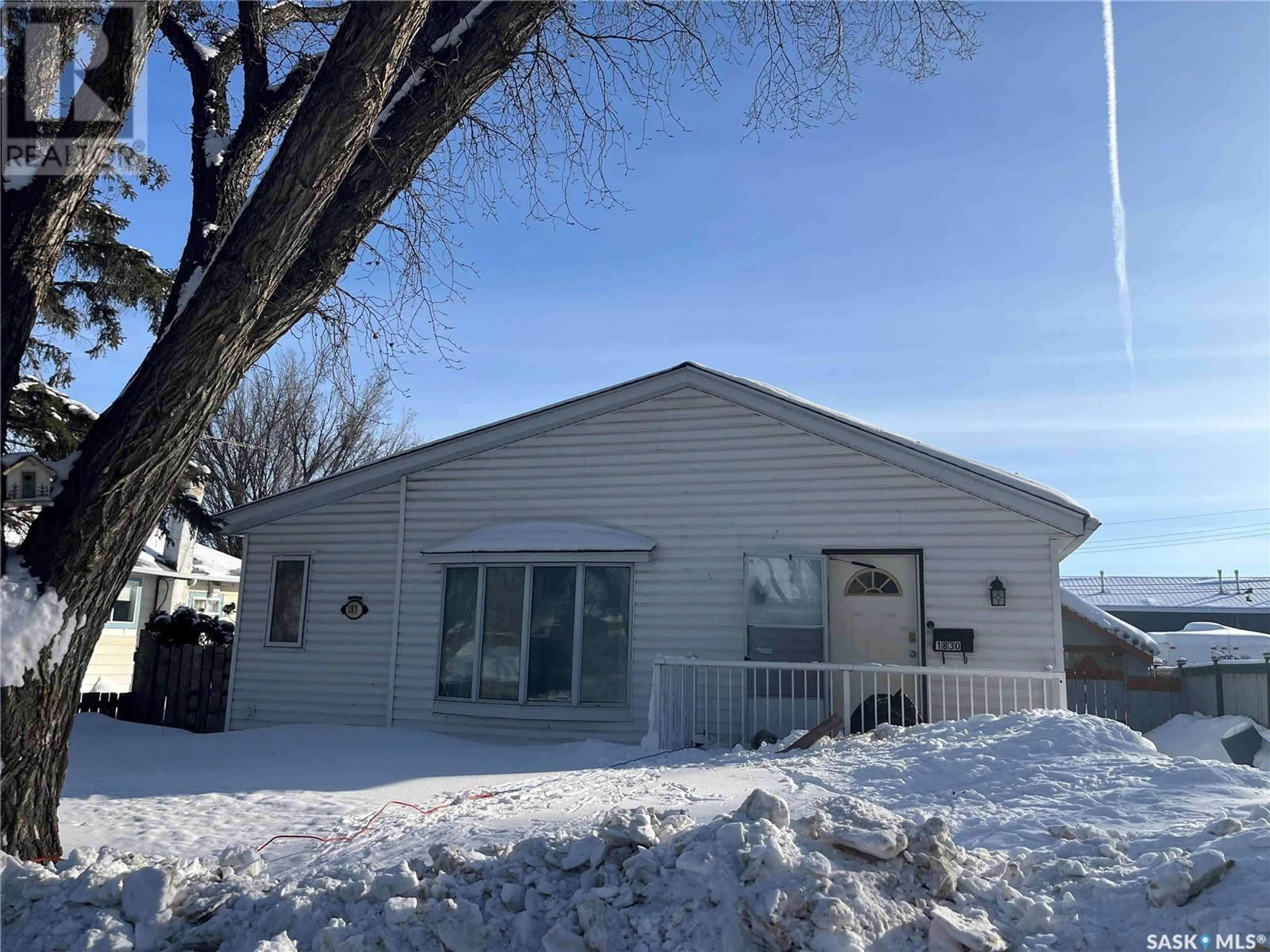 Unknown for 1830 B AVENUE N, Saskatoon Saskatchewan S7L1H5